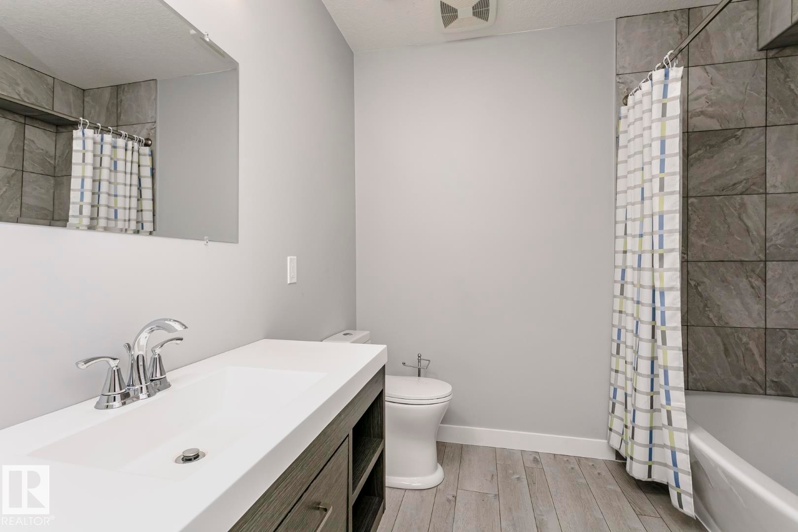 












183 ABERDEEN Crescent

,
Sherwood Park,




AB
T8H 1X2

