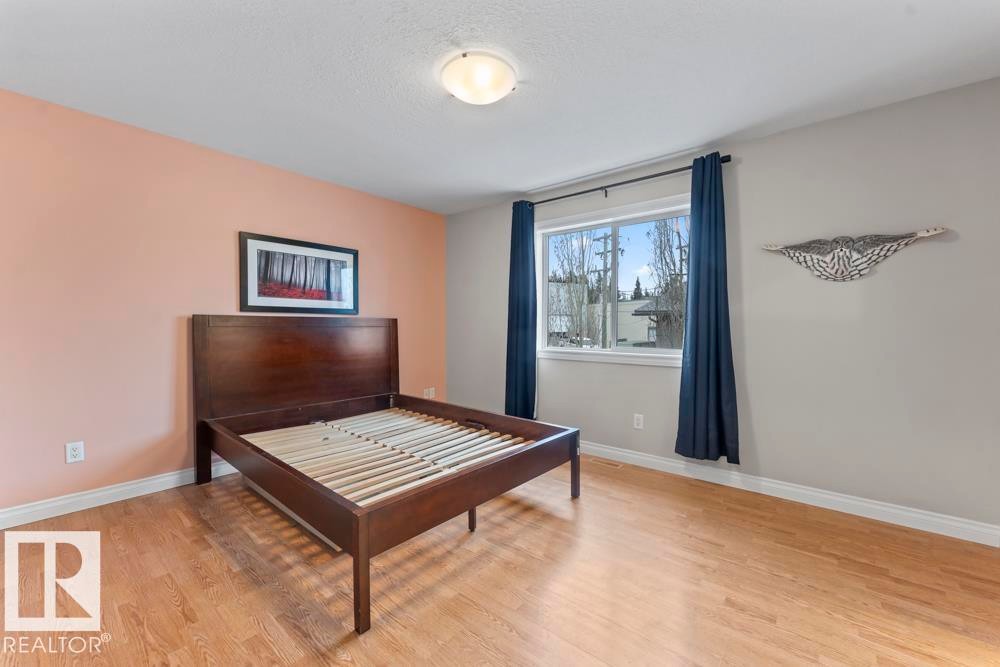 












5 1001 7 Avenue

,
Cold Lake,




AB
T9M 0C4

