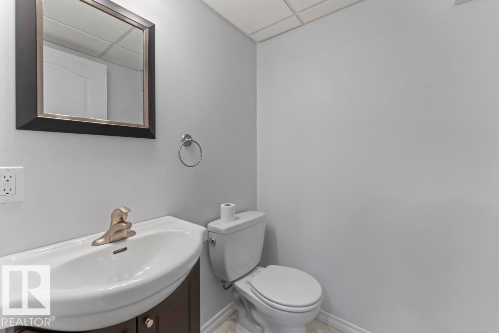 












5 1001 7 Avenue

,
Cold Lake,




AB
T9M 0C4

