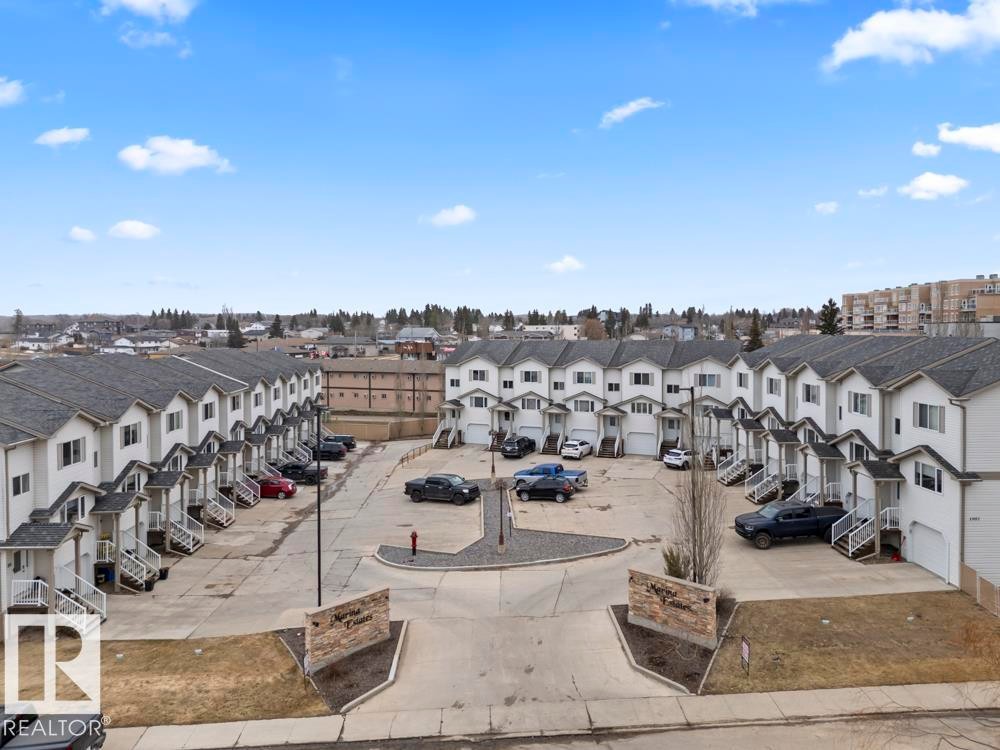 












5 1001 7 Avenue

,
Cold Lake,




AB
T9M 0C4

