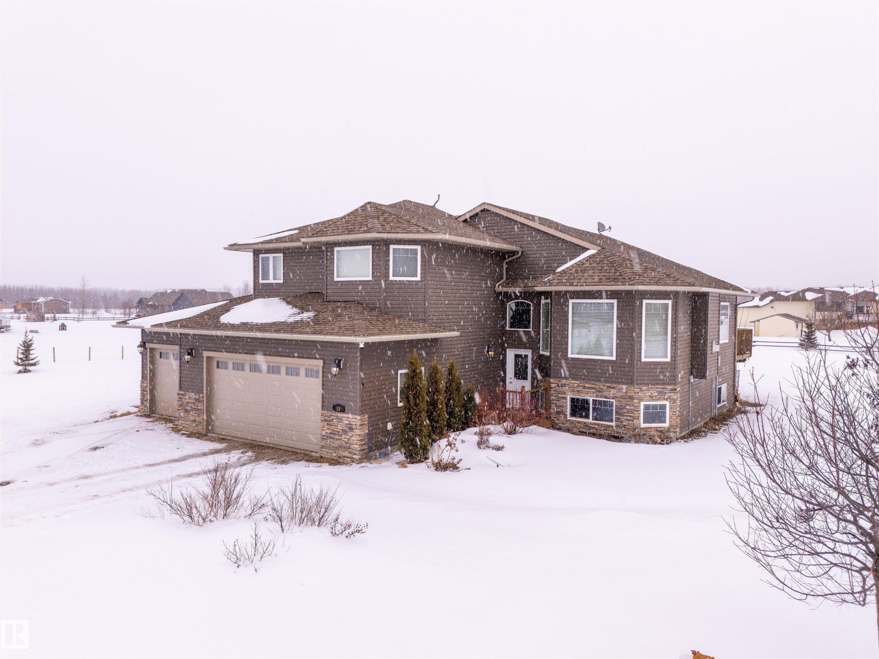












18-42011 Twp Rd 624

,
Rural Bonnyville M.D.,




AB
T9M 1P2

