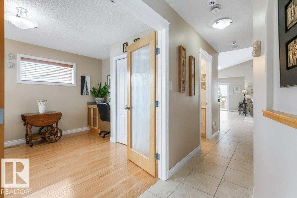 












6712 SPEAKER Place

,
Edmonton,




AB
T6R 0N9

