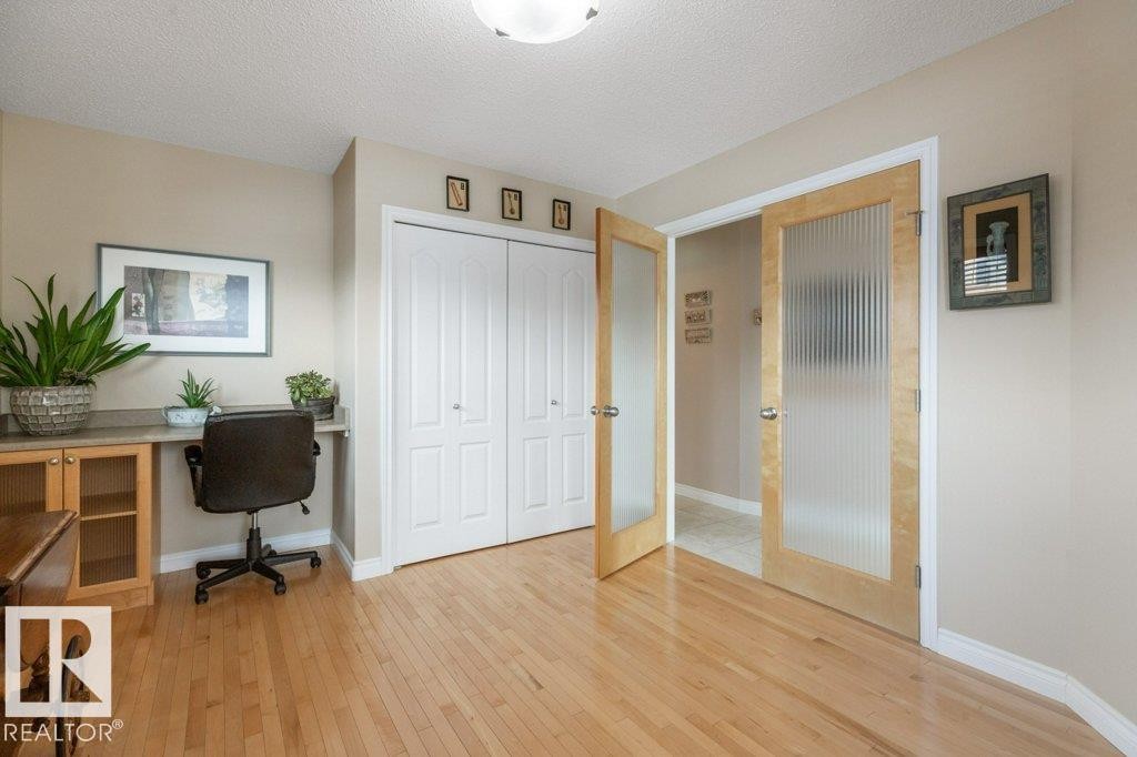 












6712 SPEAKER Place

,
Edmonton,




AB
T6R 0N9

