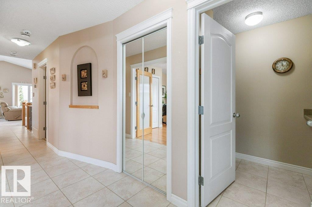 












6712 SPEAKER Place

,
Edmonton,




AB
T6R 0N9

