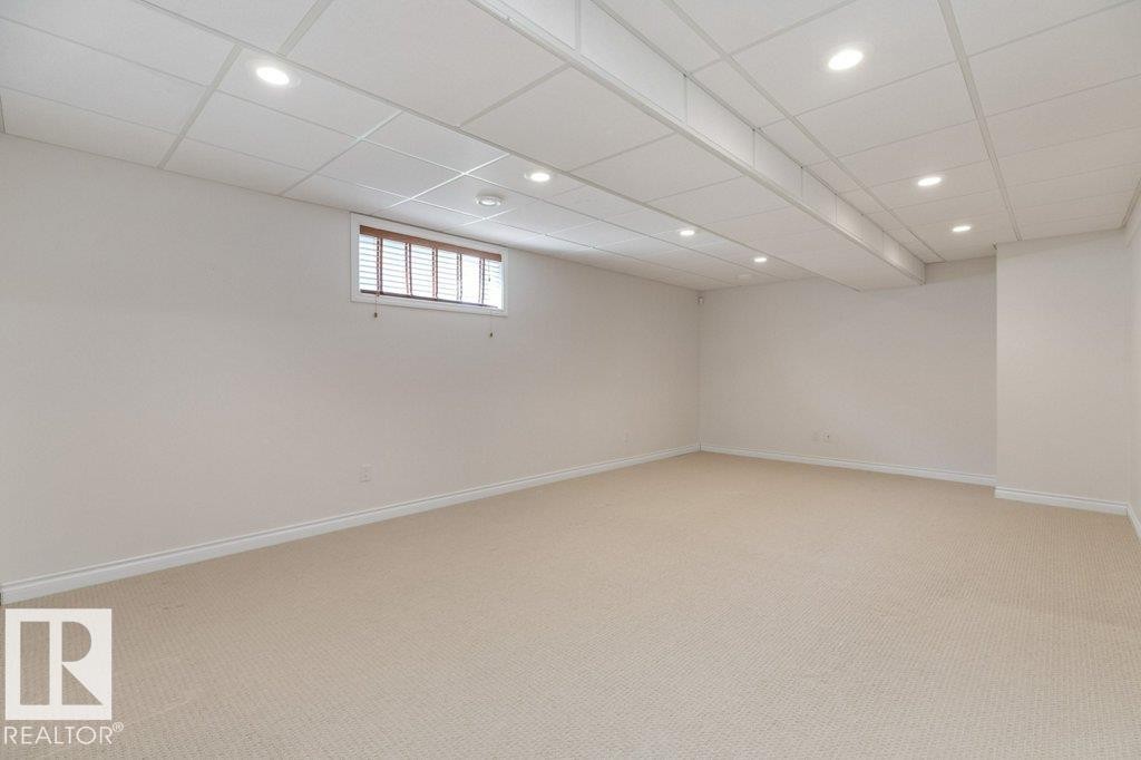 












6712 SPEAKER Place

,
Edmonton,




AB
T6R 0N9

