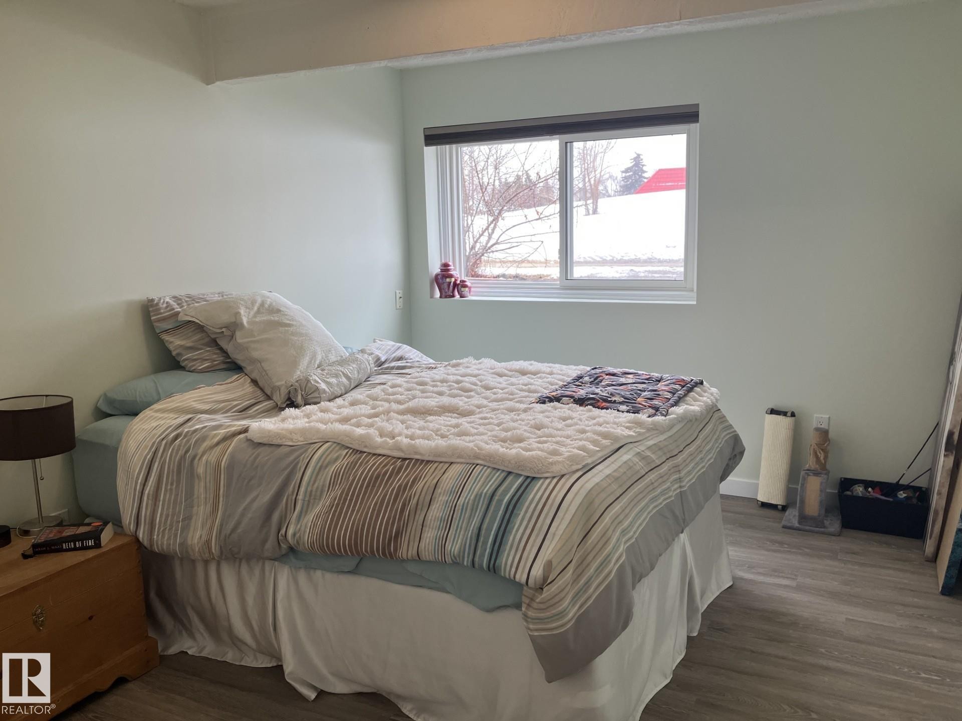 












14622 118 Street

,
Edmonton,




AB
T5X 2J4

