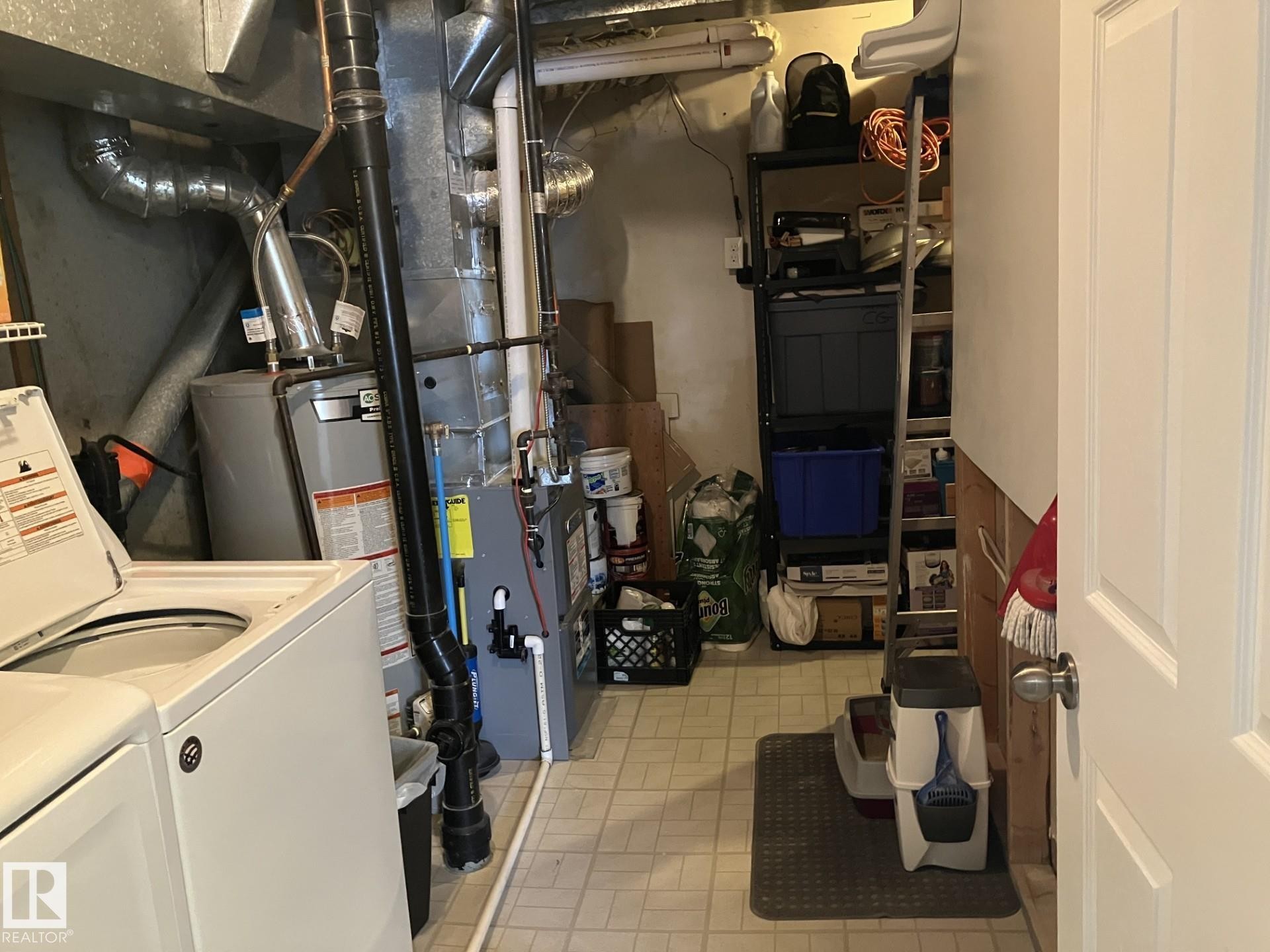 












14622 118 Street

,
Edmonton,




AB
T5X 2J4

