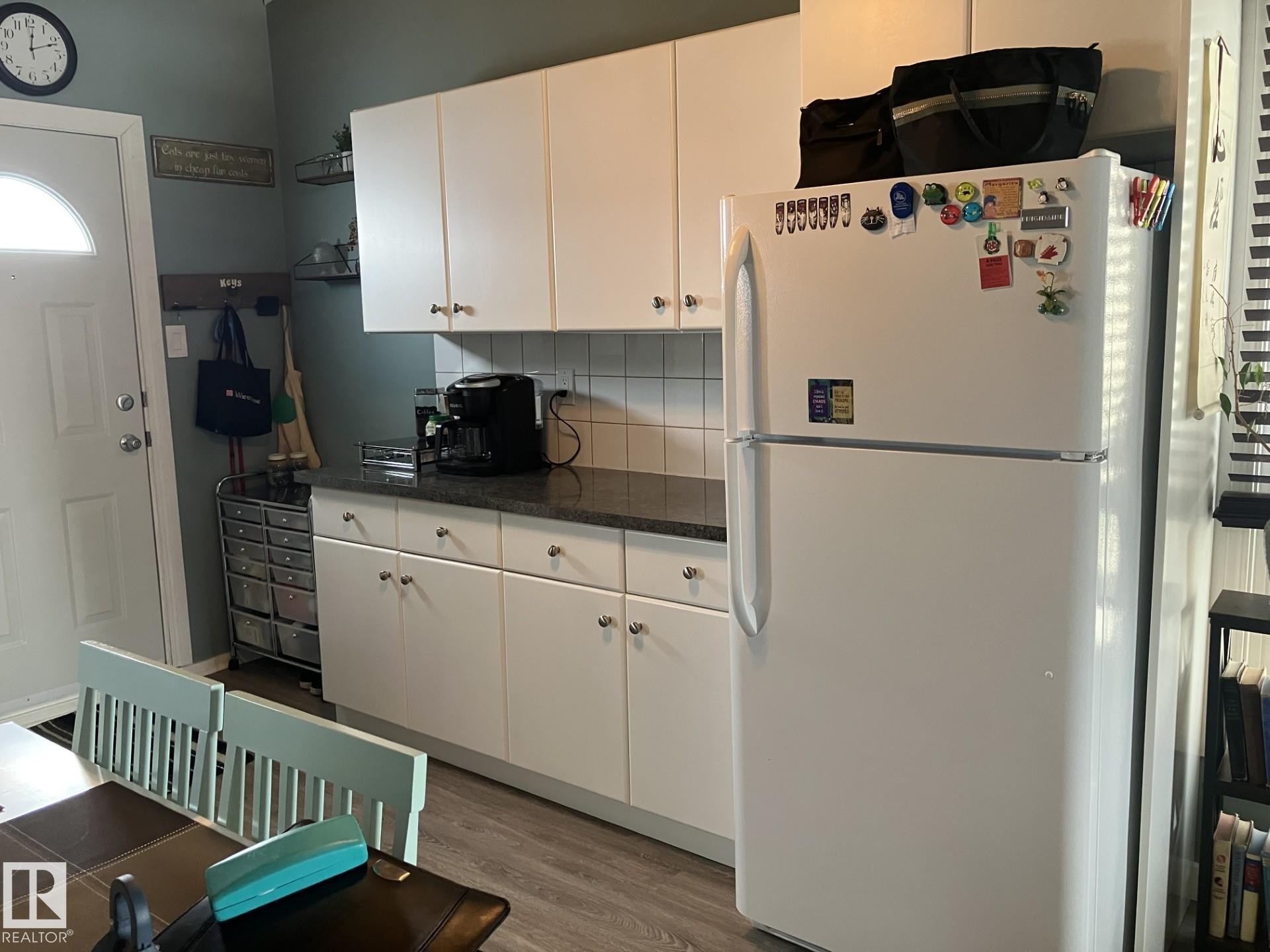 












14622 118 Street

,
Edmonton,




AB
T5X 2J4

