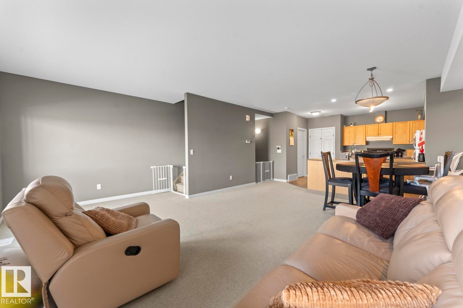 












107 801 11 Street

,
Cold Lake,




AB
T9M 1H5

