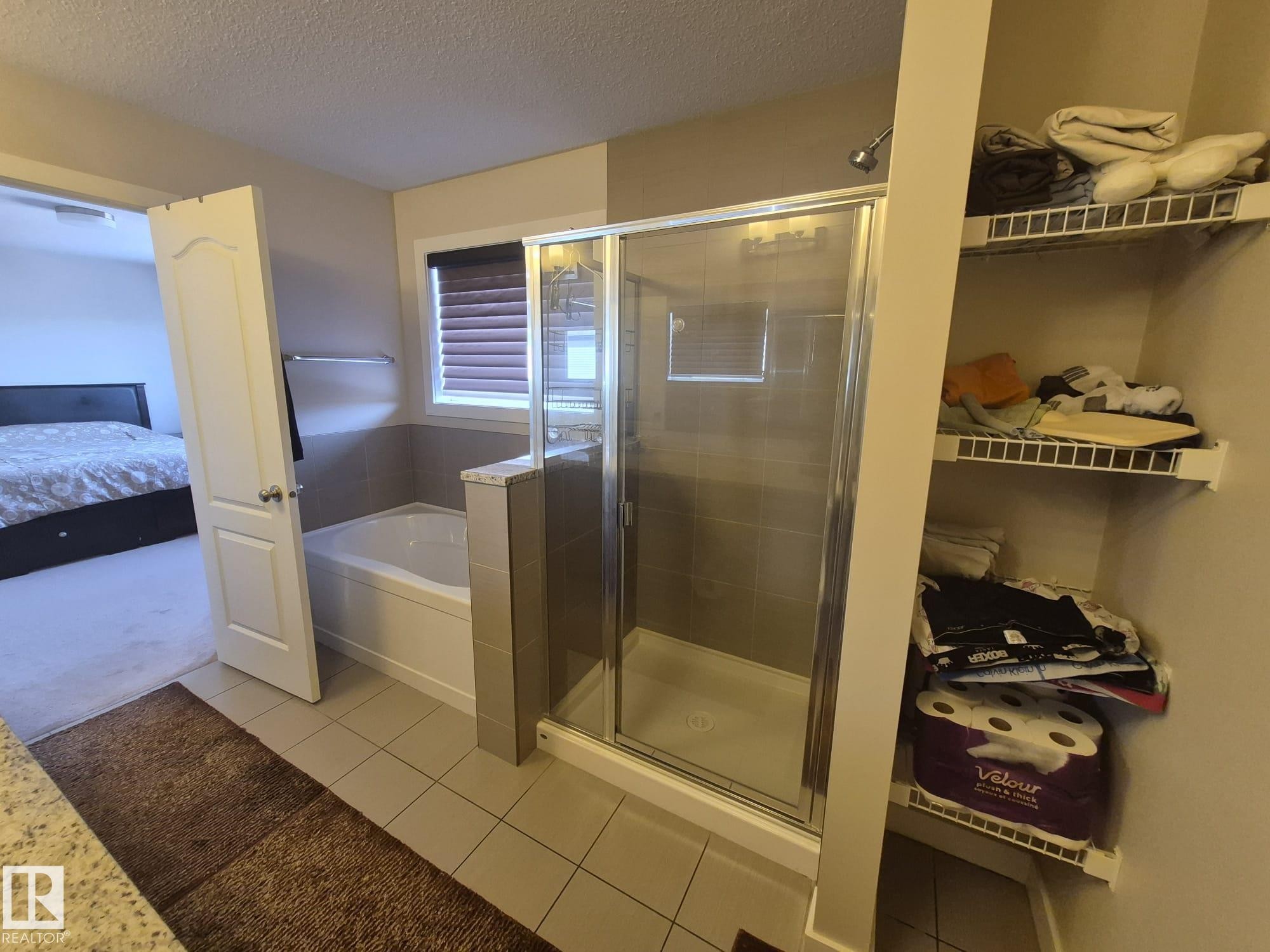 












3308 18B Avenue

,
Edmonton,




AB
T6T 0R4

