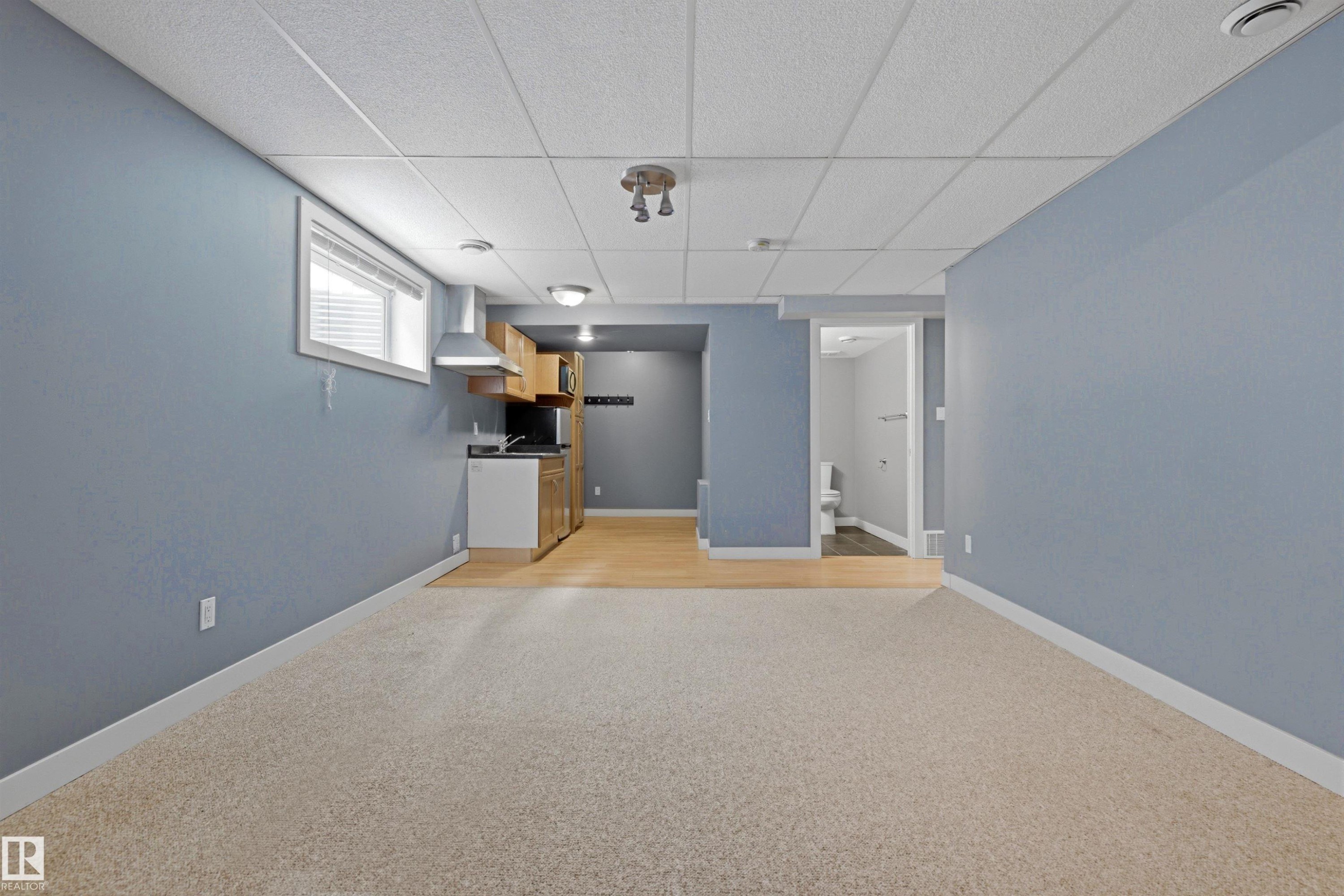 












125 RUE MASSON

,
Beaumont,




AB
T4X 1S8

