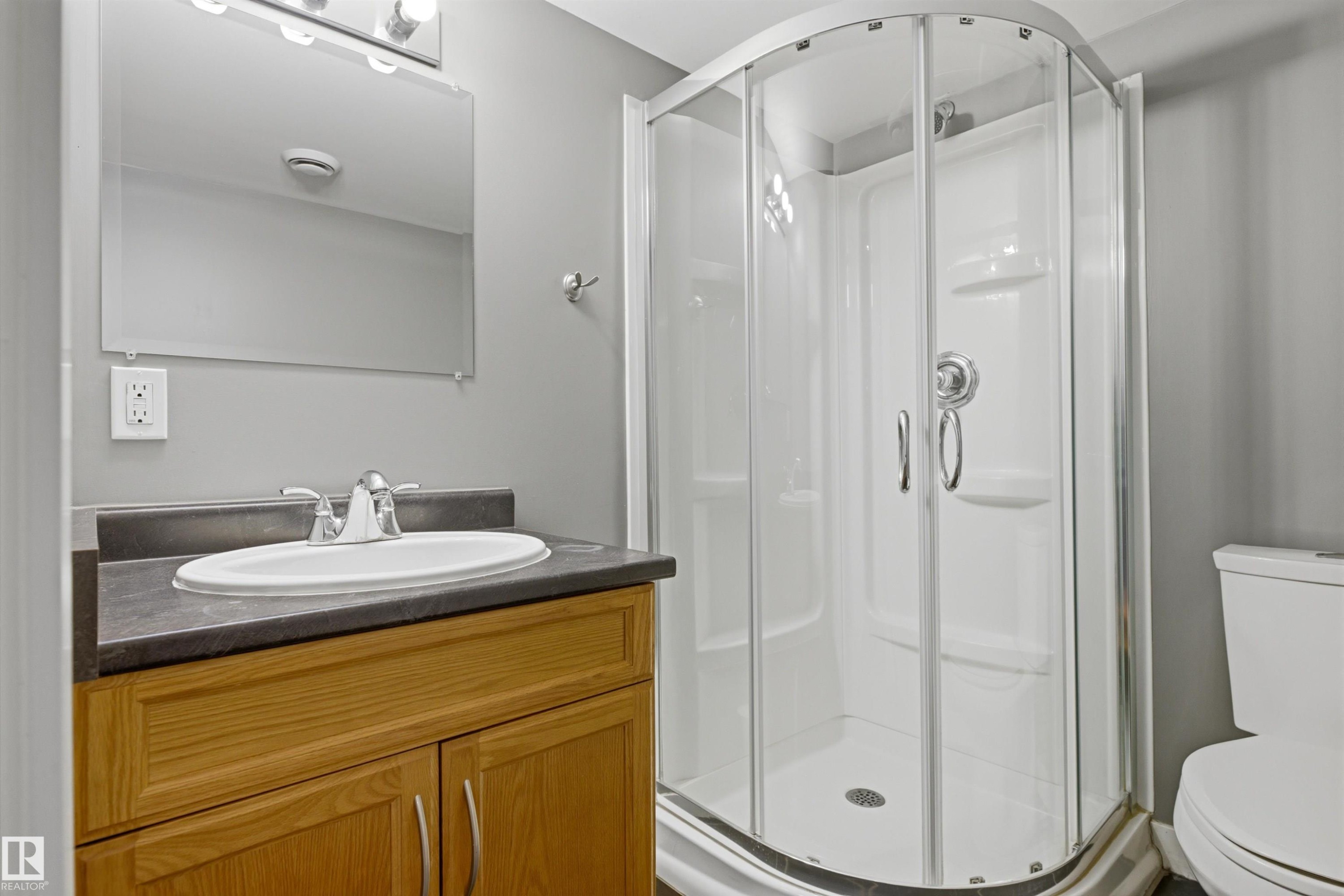 












125 RUE MASSON

,
Beaumont,




AB
T4X 1S8

