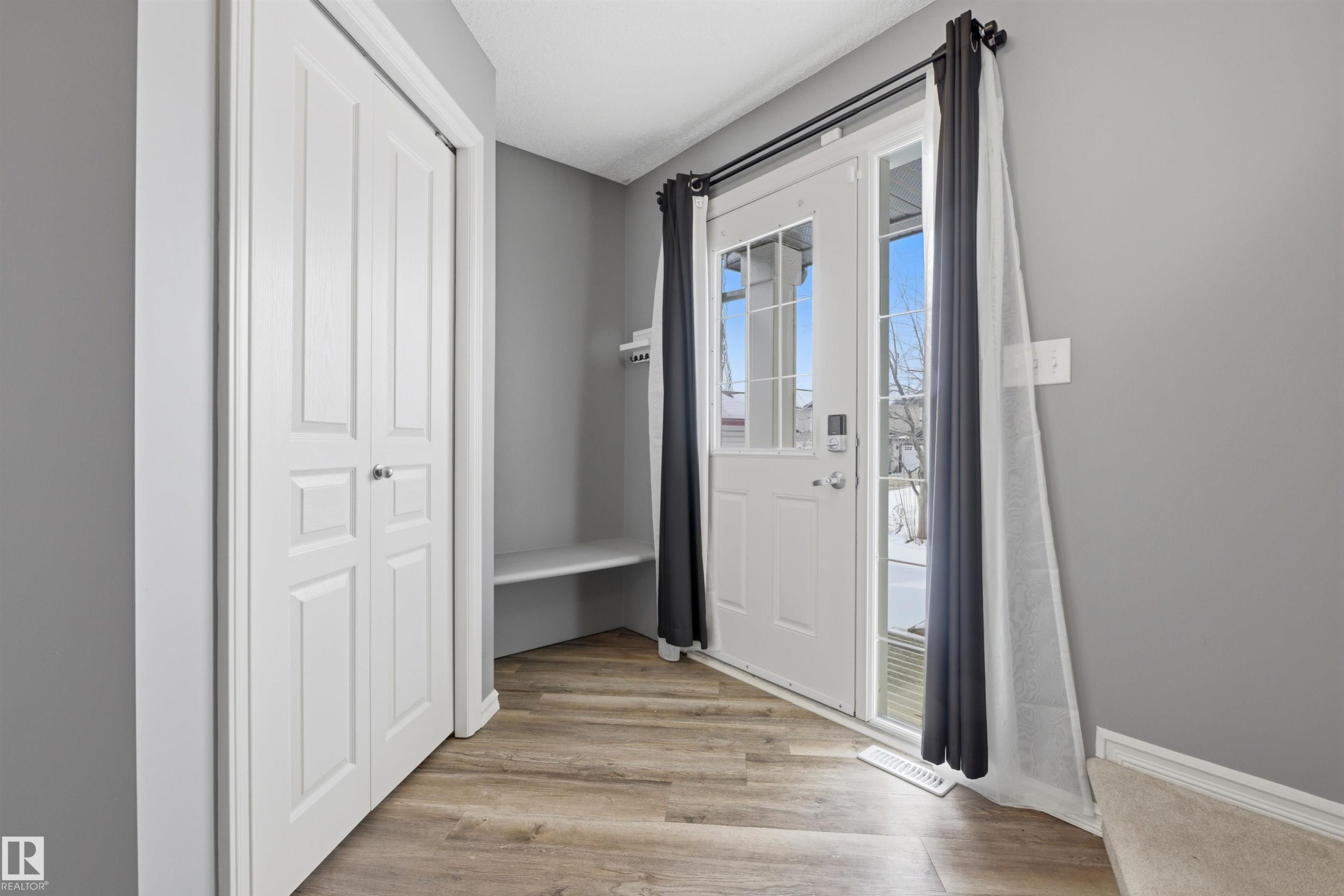 












125 RUE MASSON

,
Beaumont,




AB
T4X 1S8

