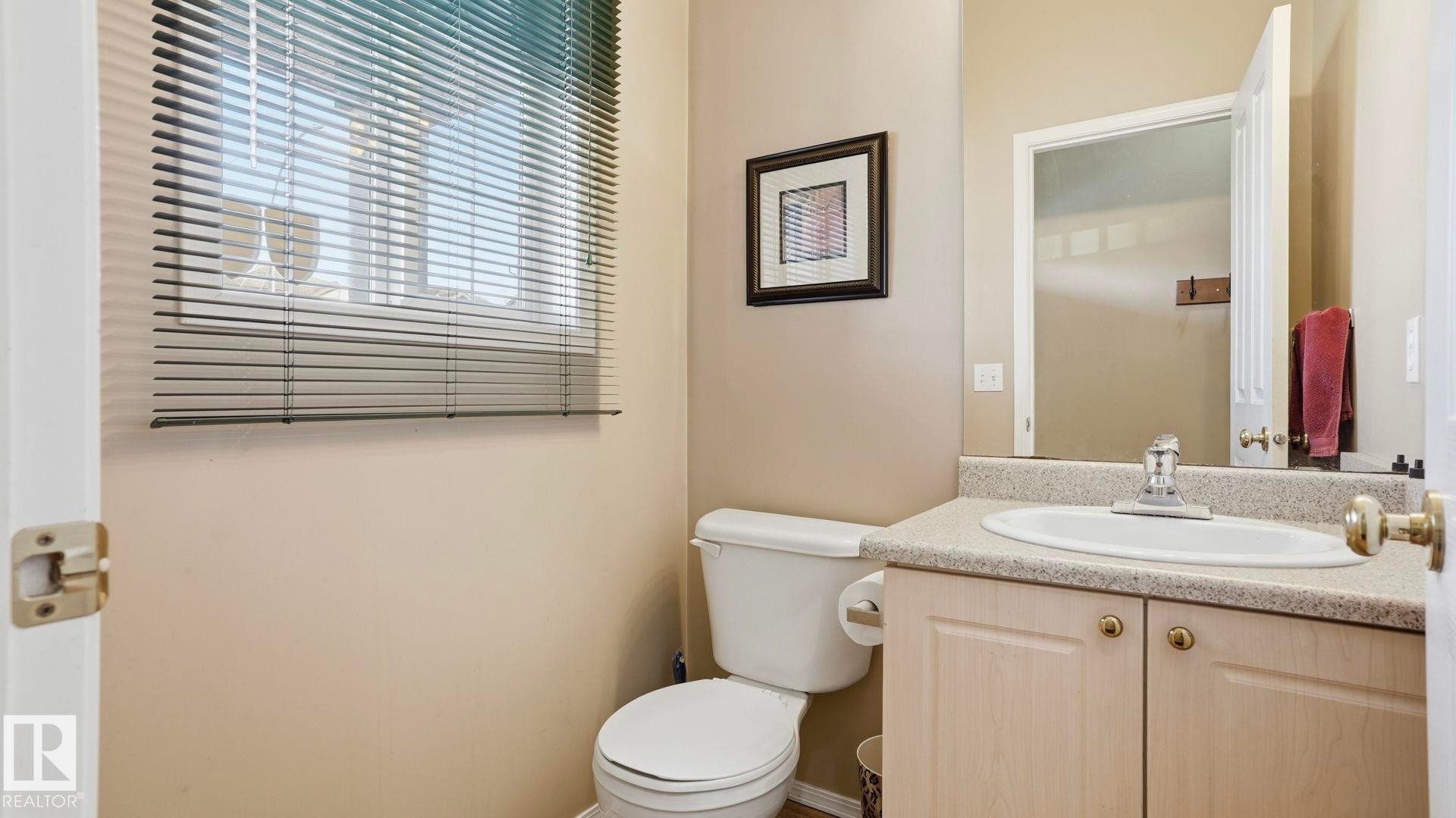 












47 Vaughn Avenue

,
Spruce Grove,




AB
T7X 4R9

