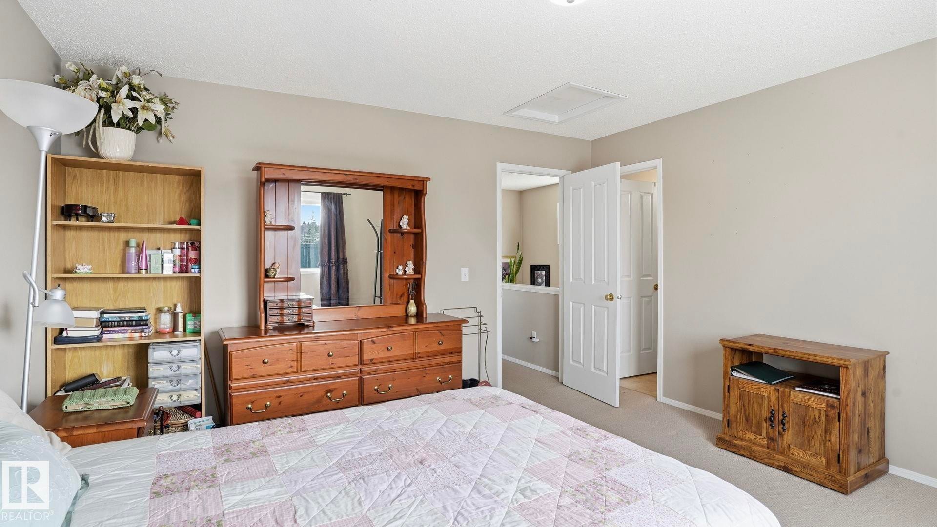 












47 Vaughn Avenue

,
Spruce Grove,




AB
T7X 4R9

