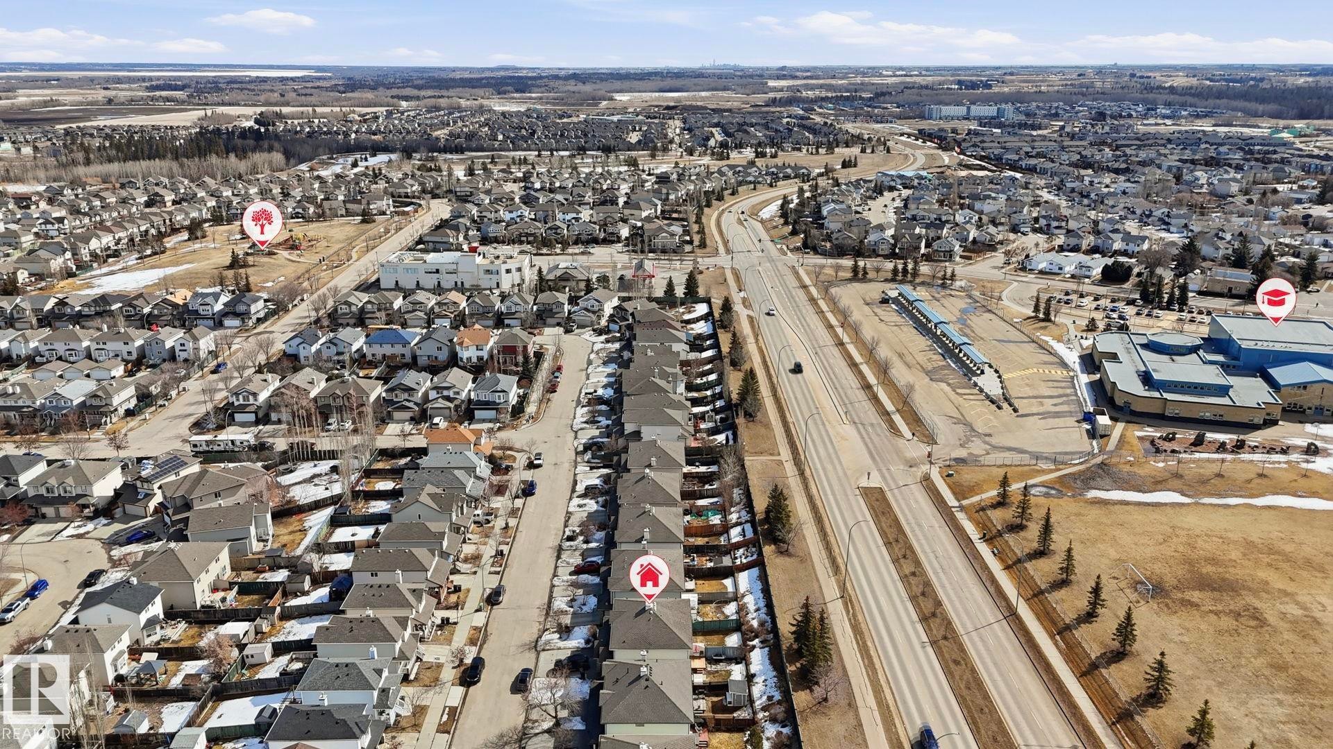 












47 Vaughn Avenue

,
Spruce Grove,




AB
T7X 4R9

