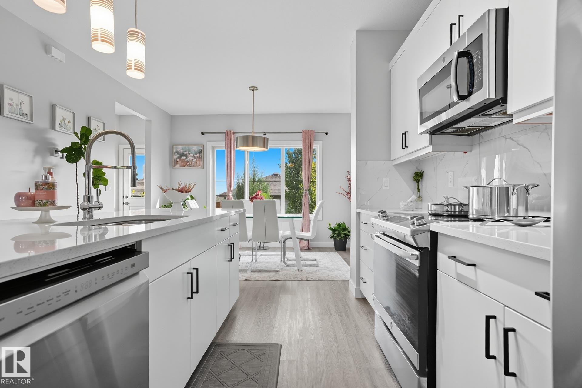 












78 GARNEAU Gate

,
Spruce Grove,




AB
T7X 0Z7

