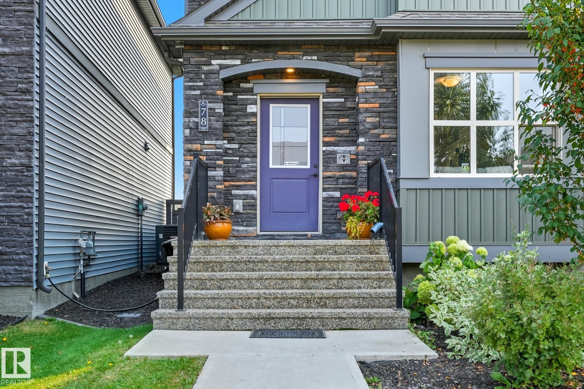 












78 GARNEAU Gate

,
Spruce Grove,




AB
T7X 0Z7

