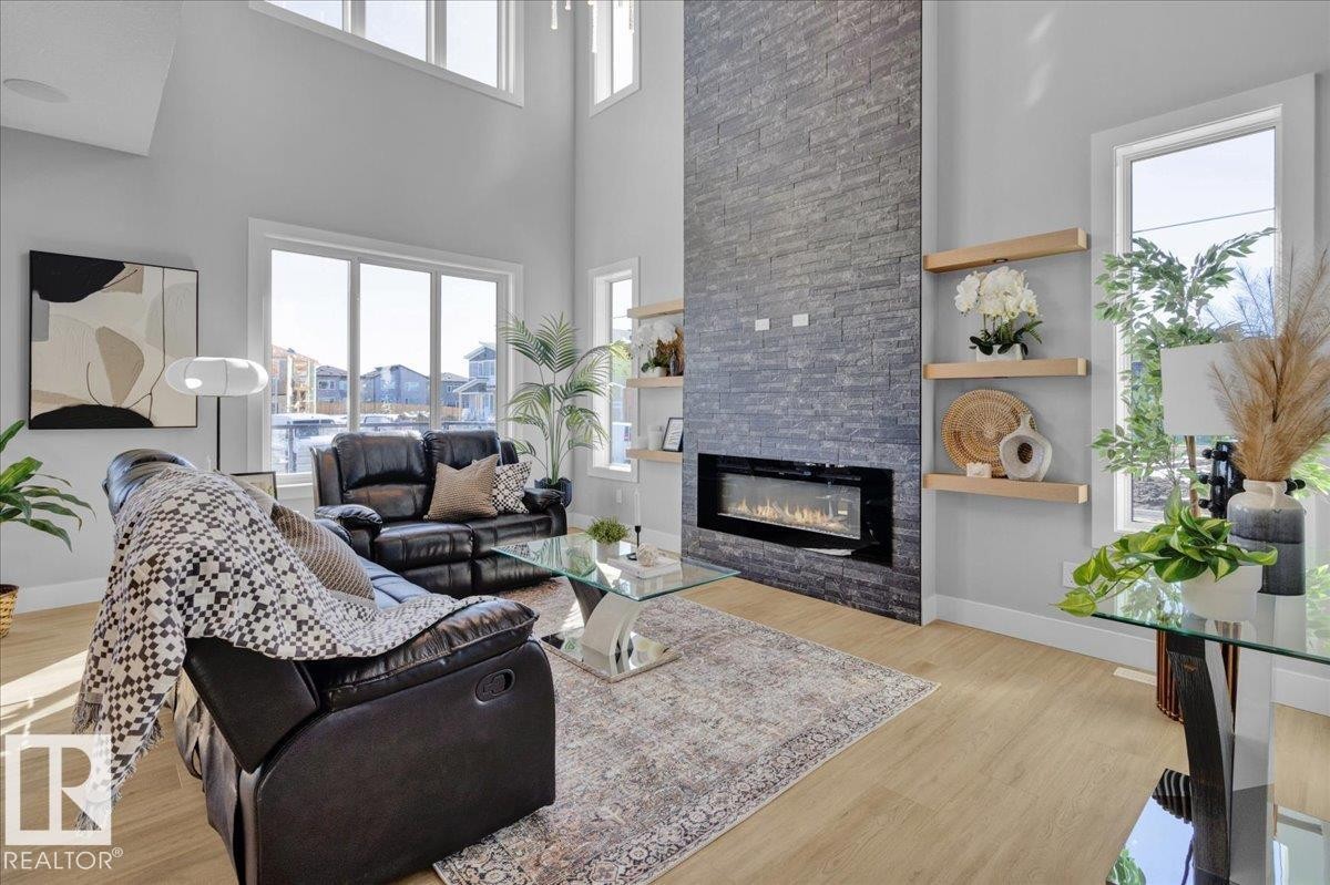 












207 STARLING

,
Fort Saskatchewan,




AB
T8L 0Y3


