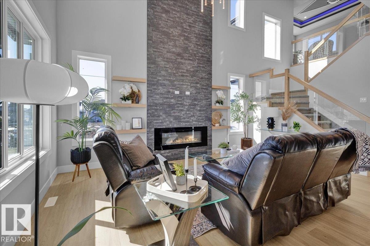 












207 STARLING

,
Fort Saskatchewan,




AB
T8L 0Y3

