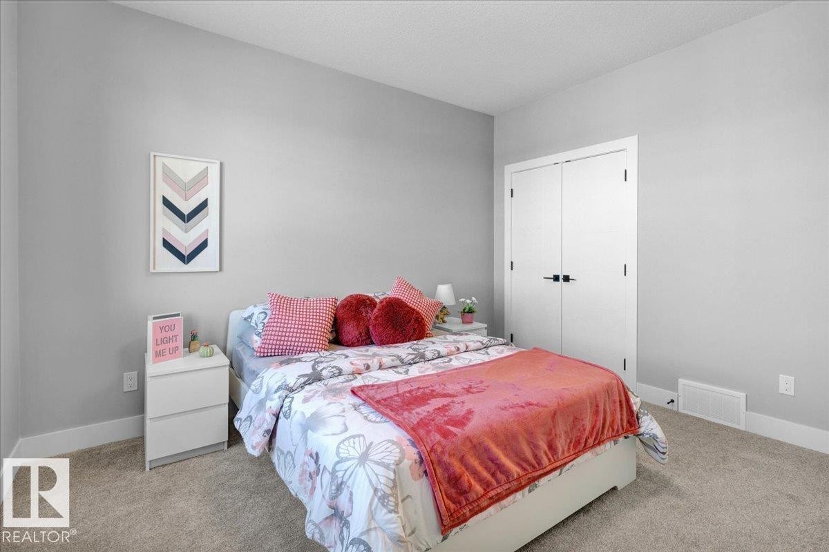 












207 STARLING

,
Fort Saskatchewan,




AB
T8L 0Y3

