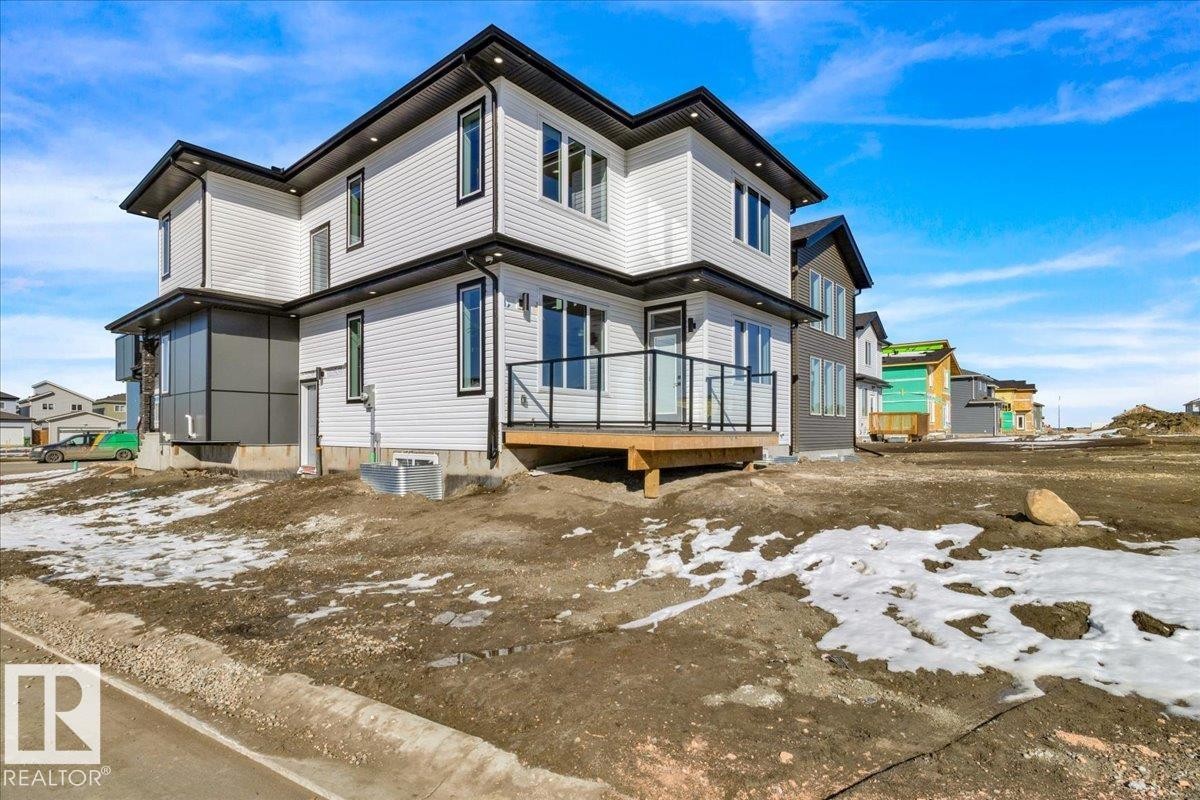 












207 STARLING

,
Fort Saskatchewan,




AB
T8L 0Y3

