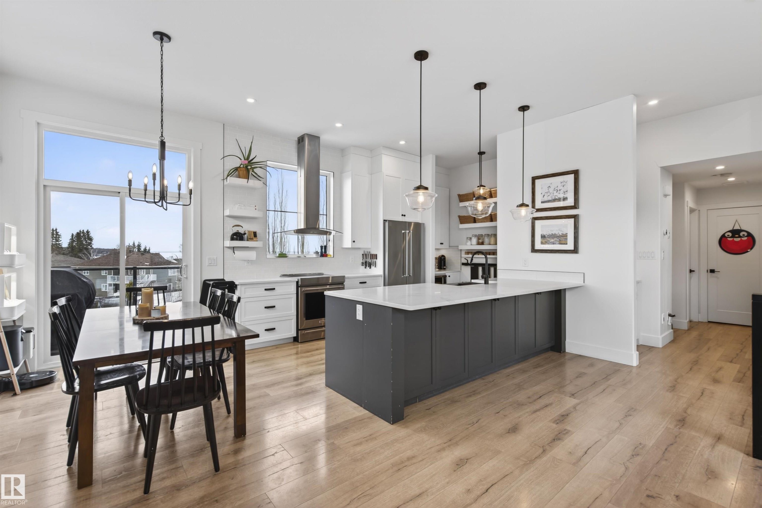 












2508 Lake Avenue

,
Cold Lake,




AB
T9M 0A1

