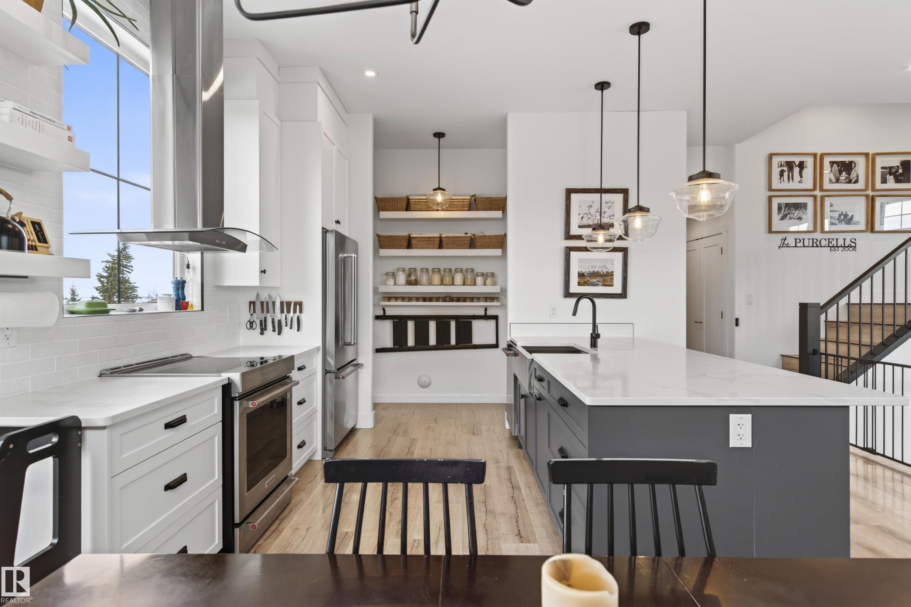 












2508 Lake Avenue

,
Cold Lake,




AB
T9M 0A1

