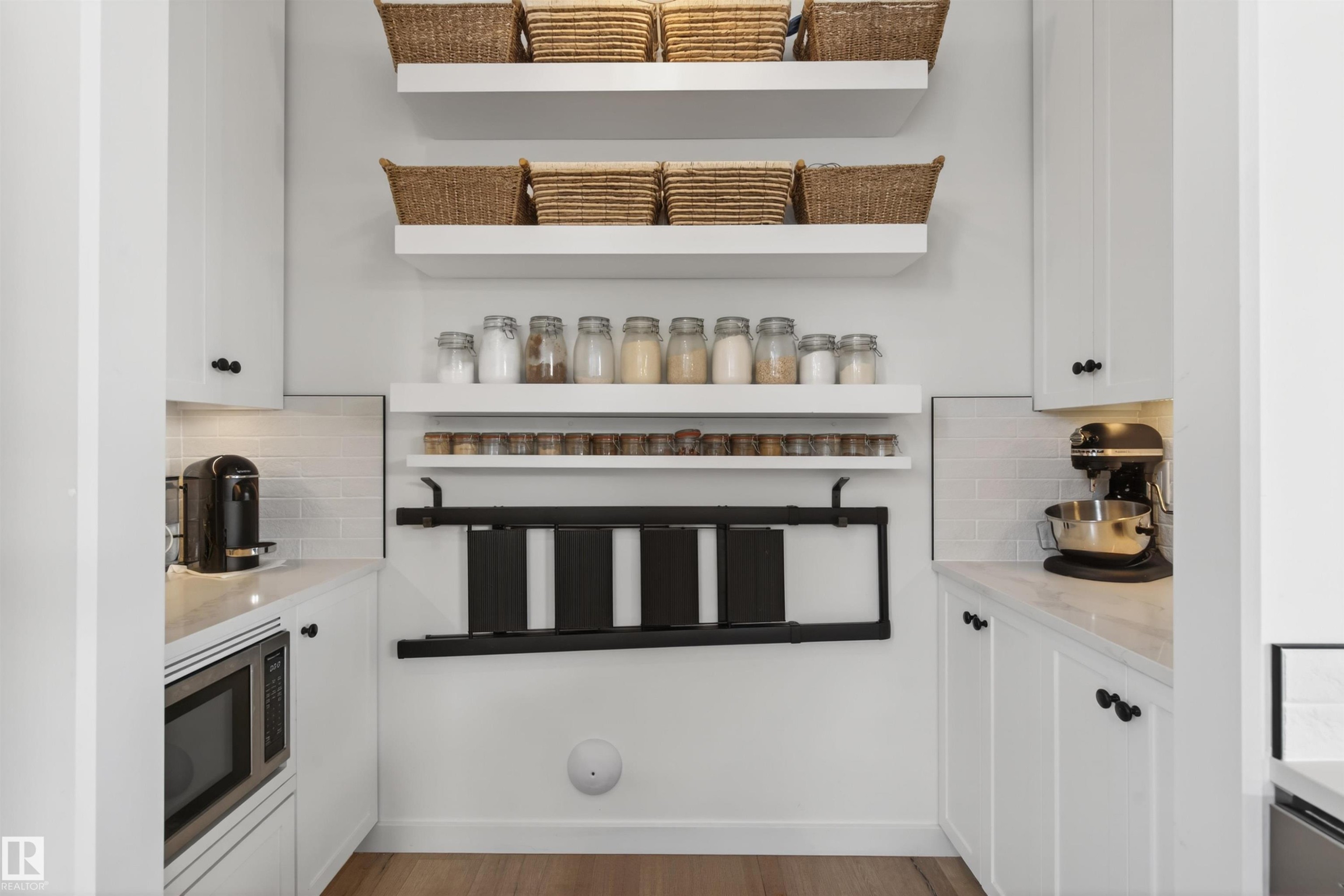 












2508 Lake Avenue

,
Cold Lake,




AB
T9M 0A1

