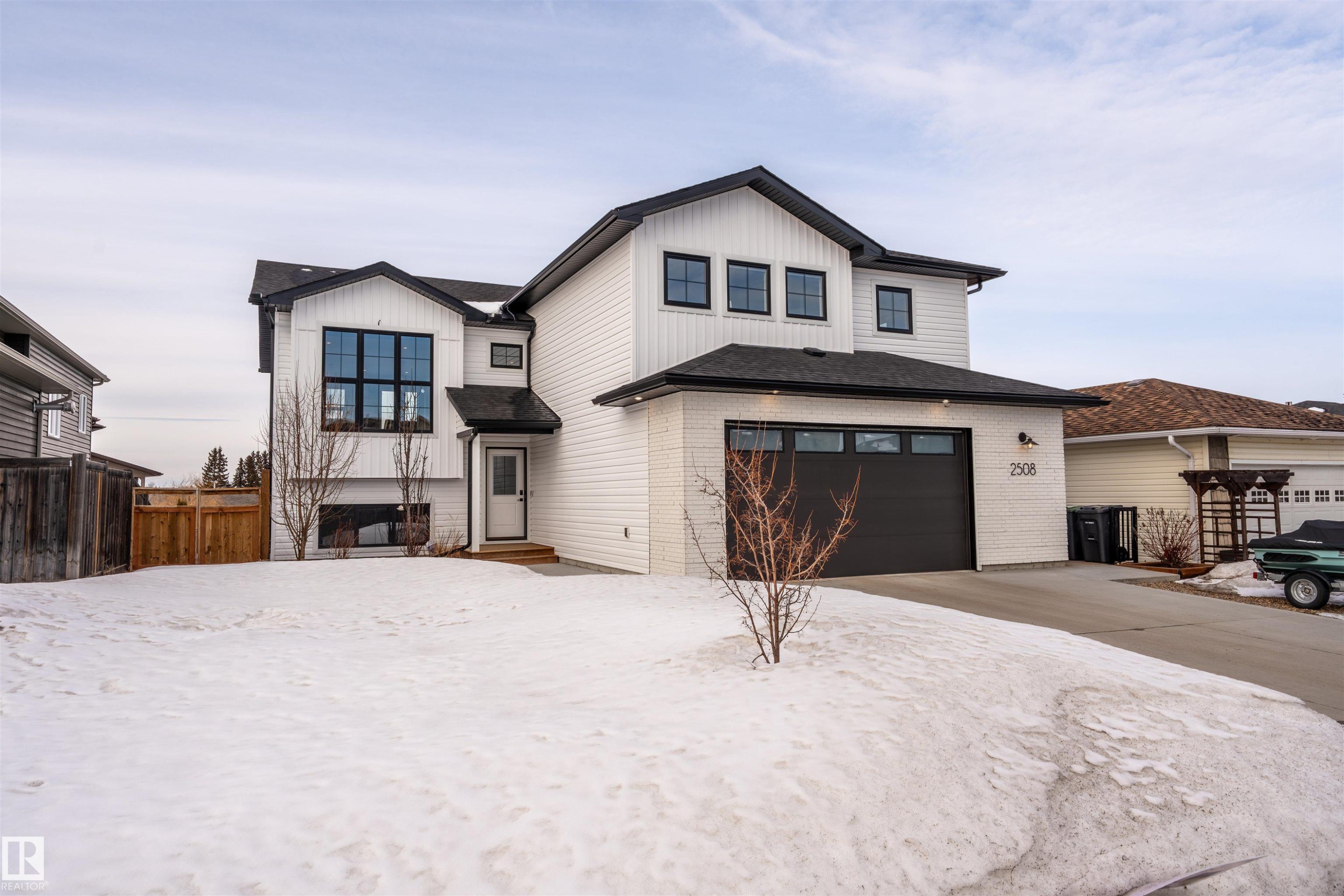 












2508 Lake Avenue

,
Cold Lake,




AB
T9M 0A1

