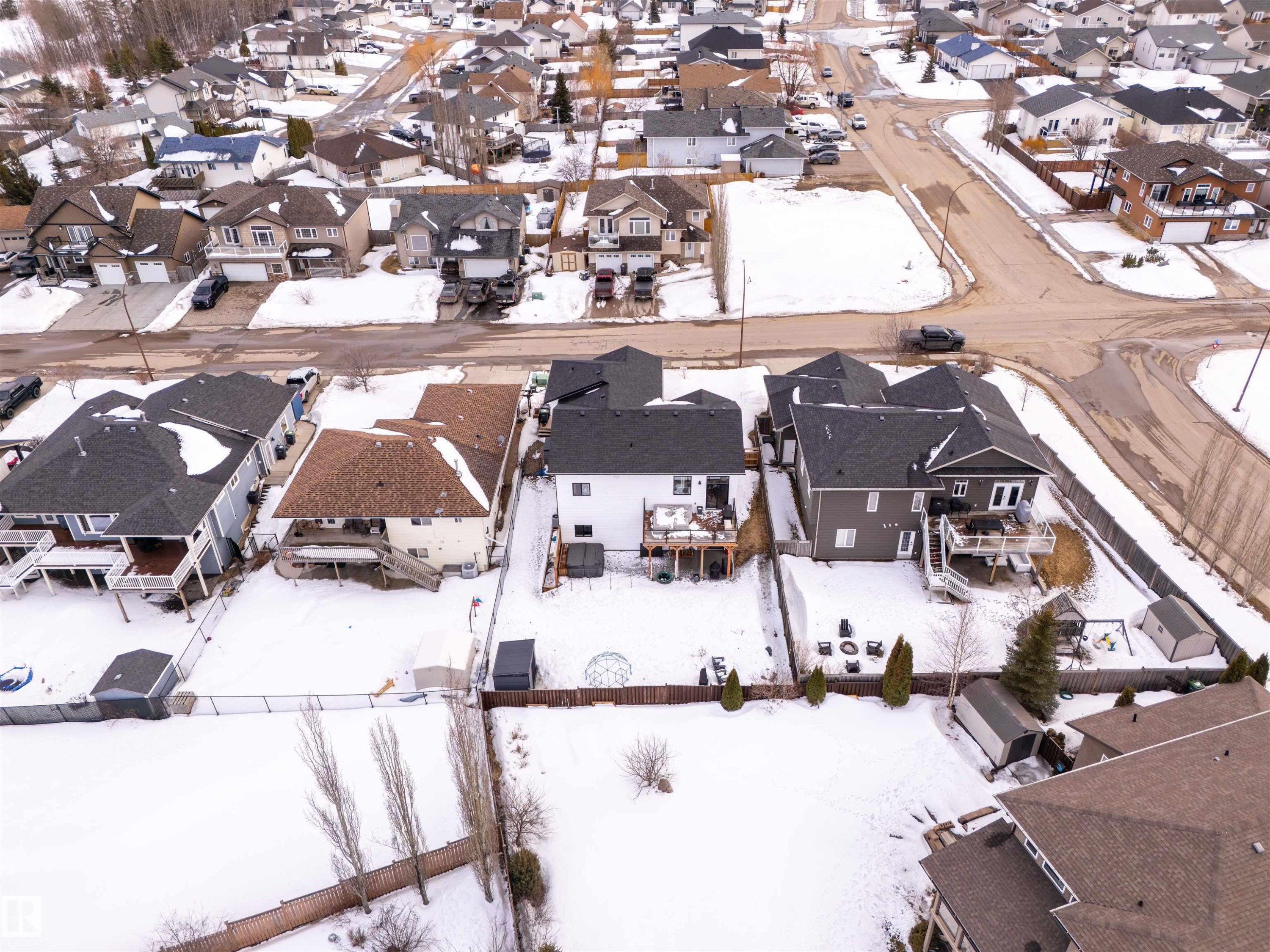 












2508 Lake Avenue

,
Cold Lake,




AB
T9M 0A1

