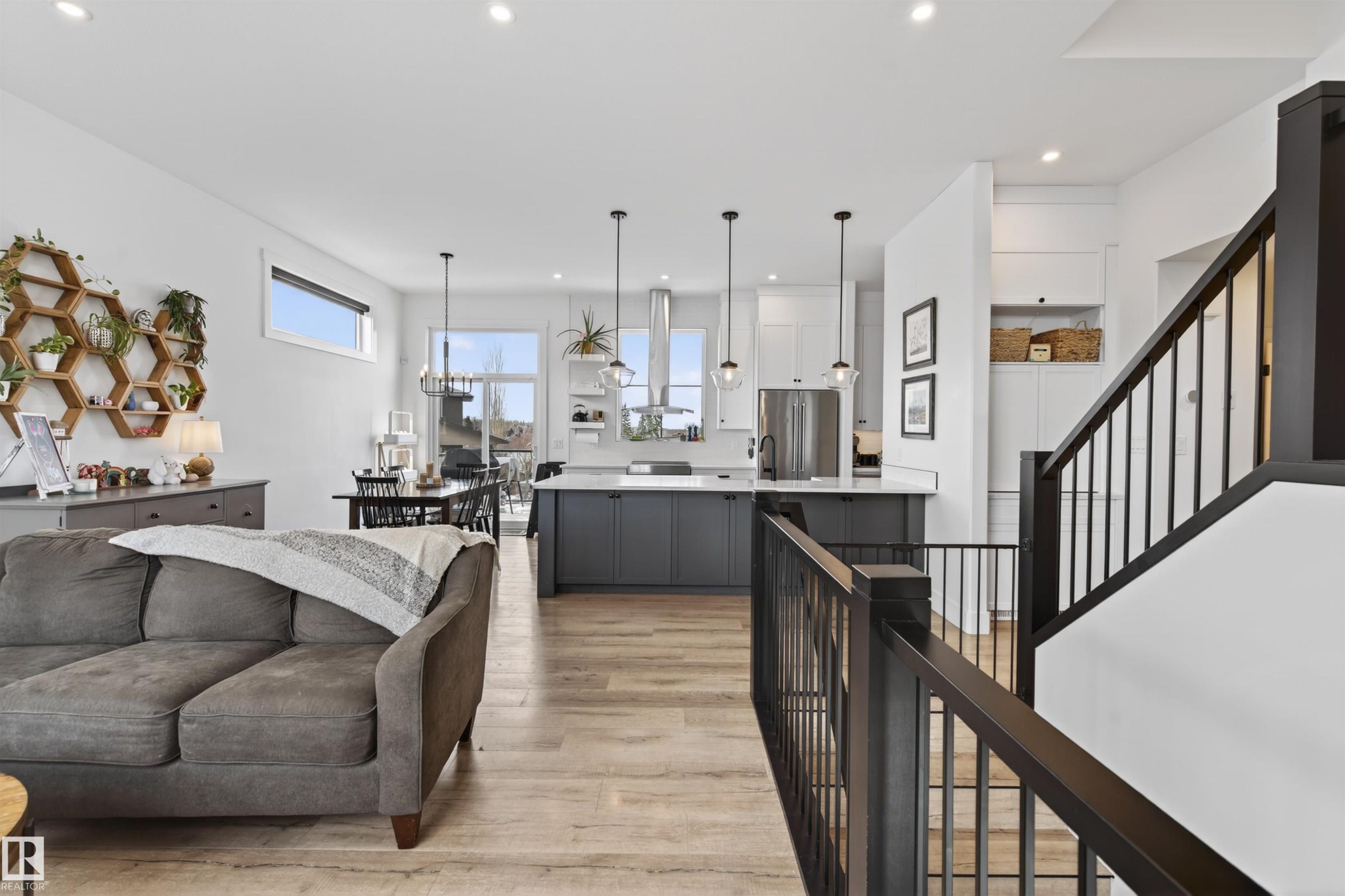 












2508 Lake Avenue

,
Cold Lake,




AB
T9M 0A1

