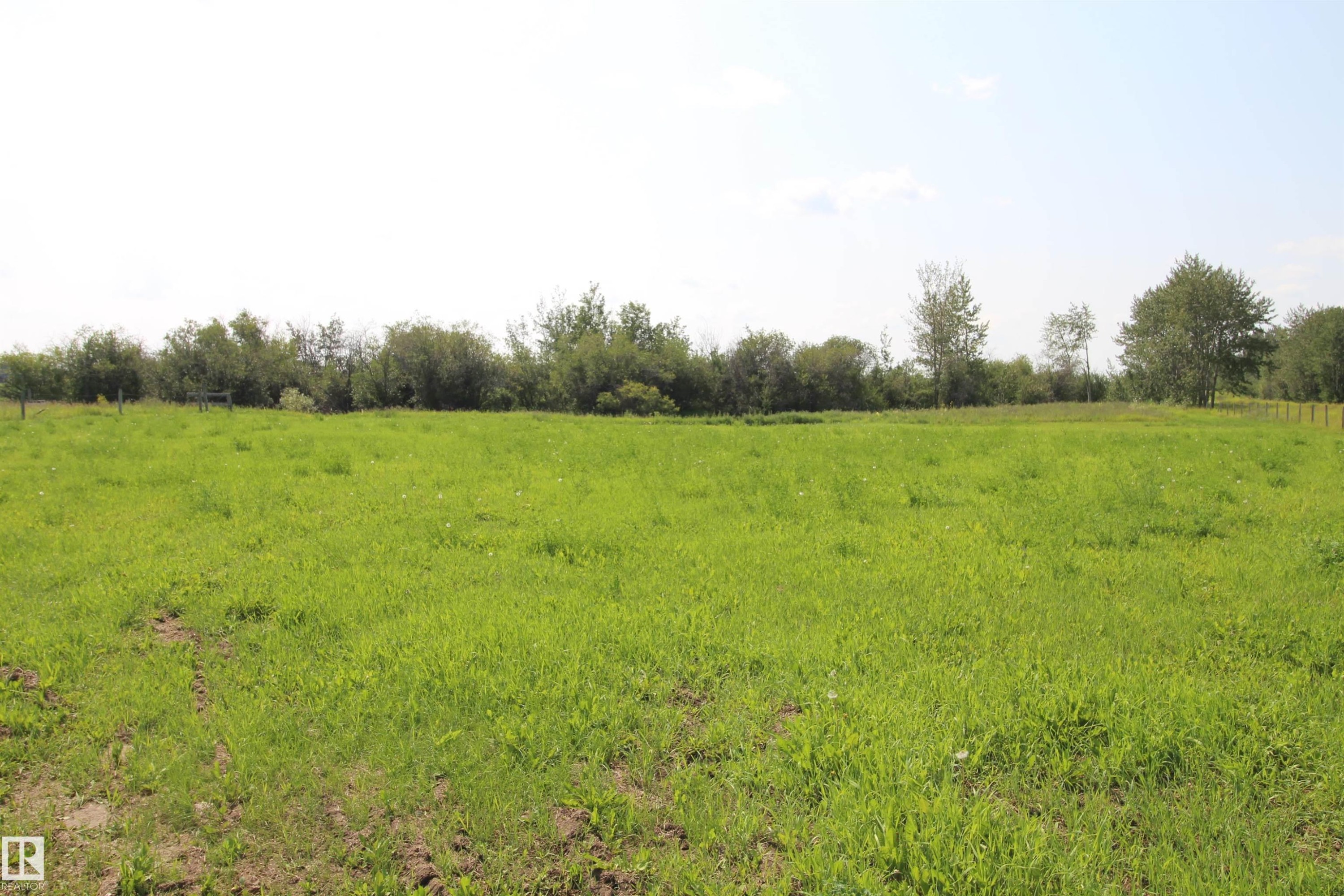 












26521 Twp Rd 584

,
Rural Westlock County,







AB
T7P 2P6

