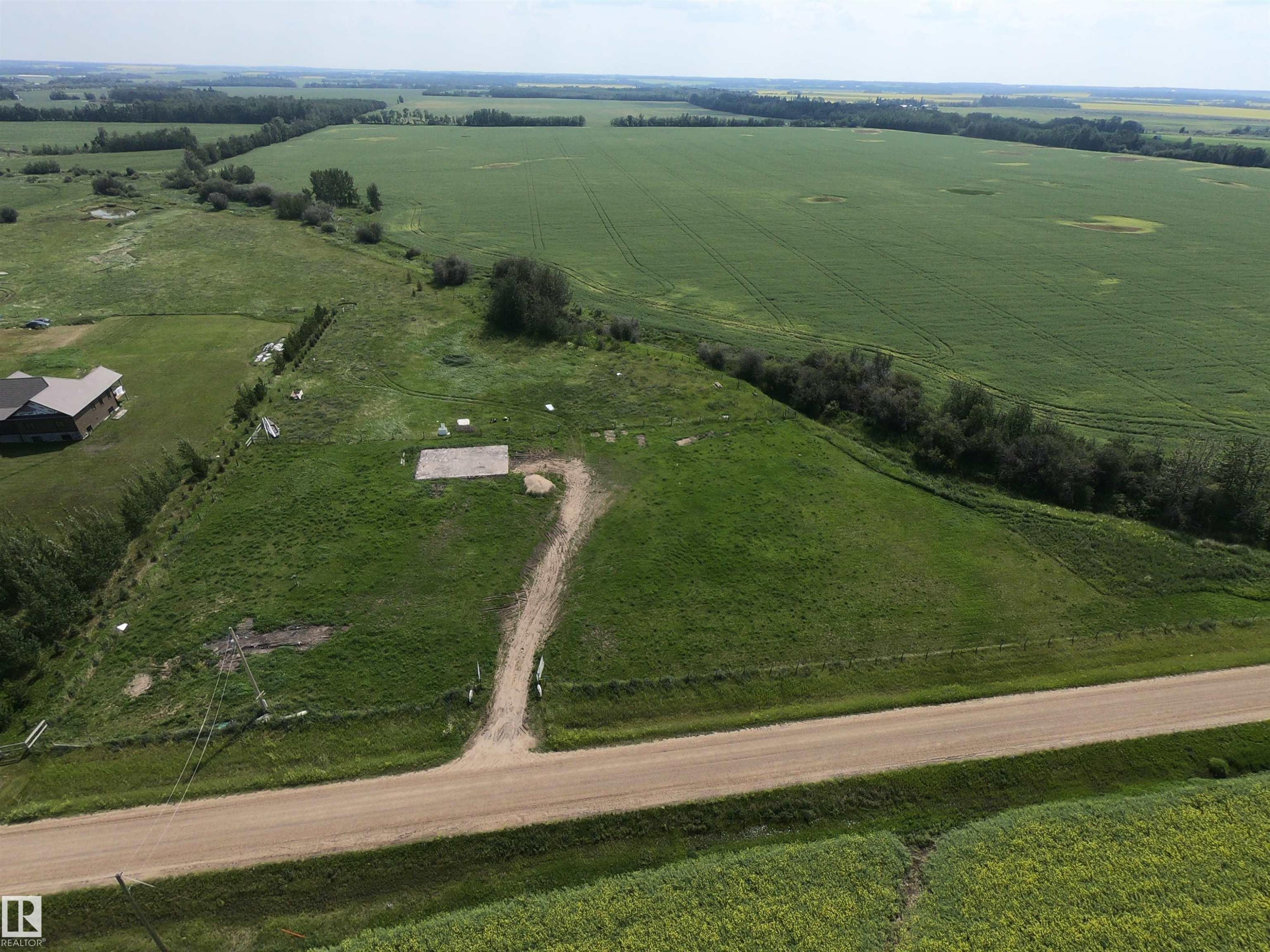 












26521 Twp Rd 584

,
Rural Westlock County,







AB
T7P 2P6

