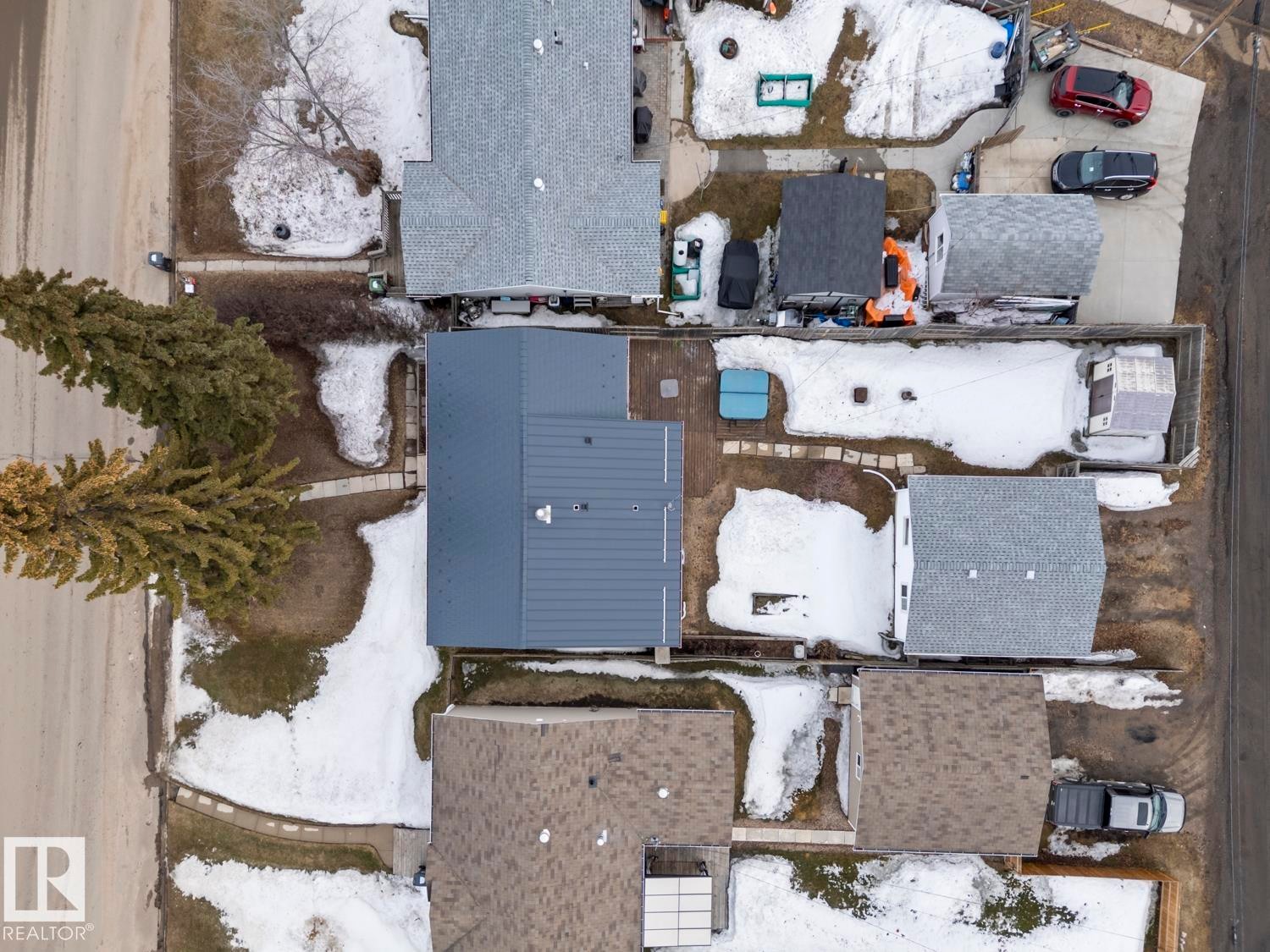 












517 10 Street

,
Cold Lake,




AB
T9M 1A9

