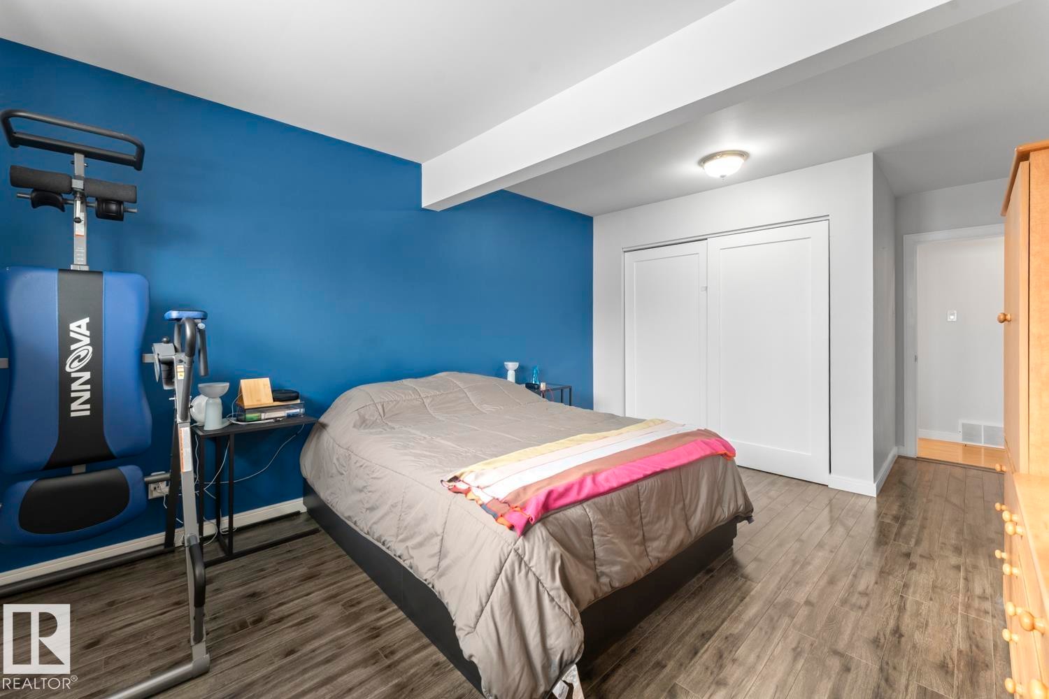 












517 10 Street

,
Cold Lake,




AB
T9M 1A9

