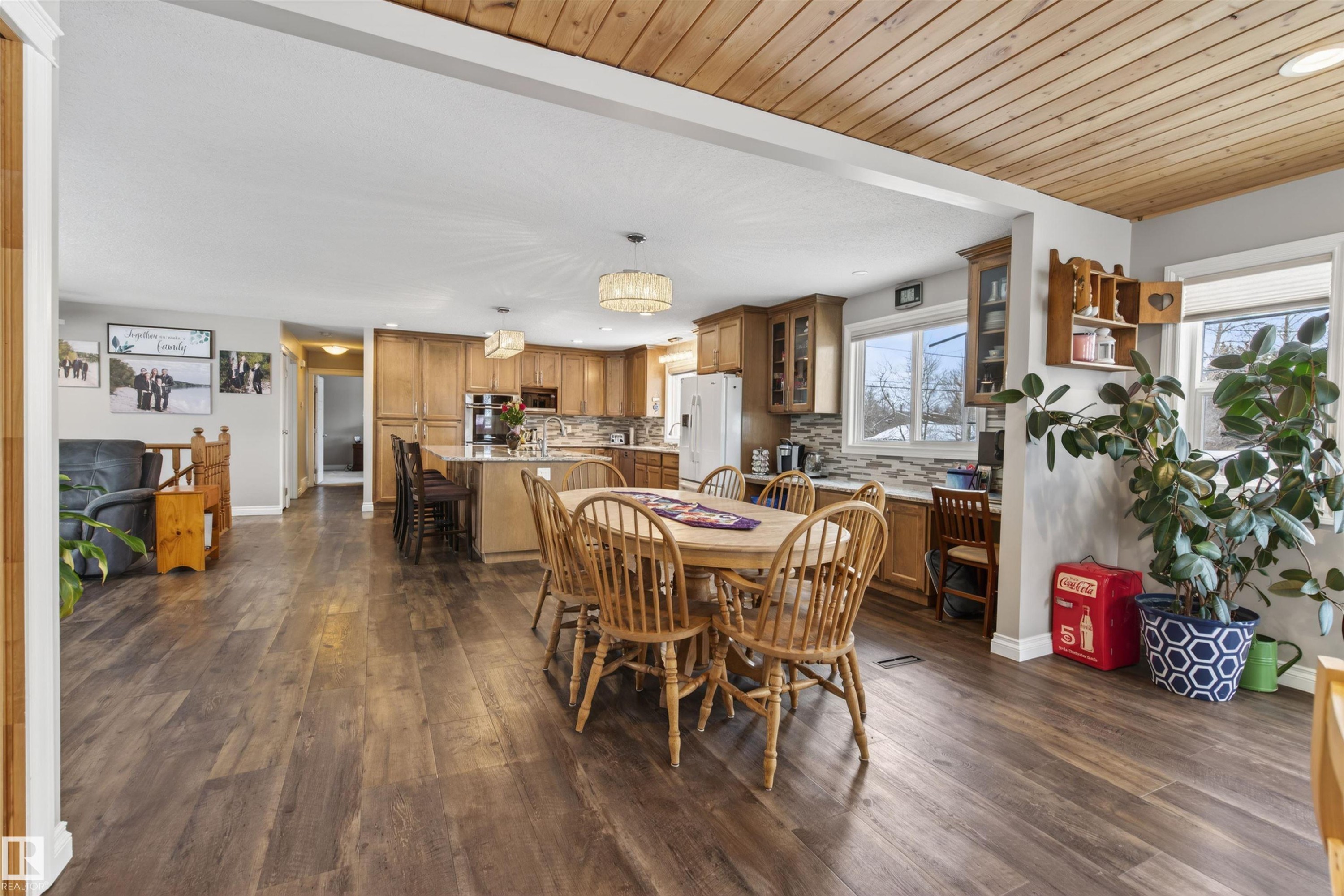 












5803 53 Avenue

,
Cold Lake,




AB
T9M 1C8

