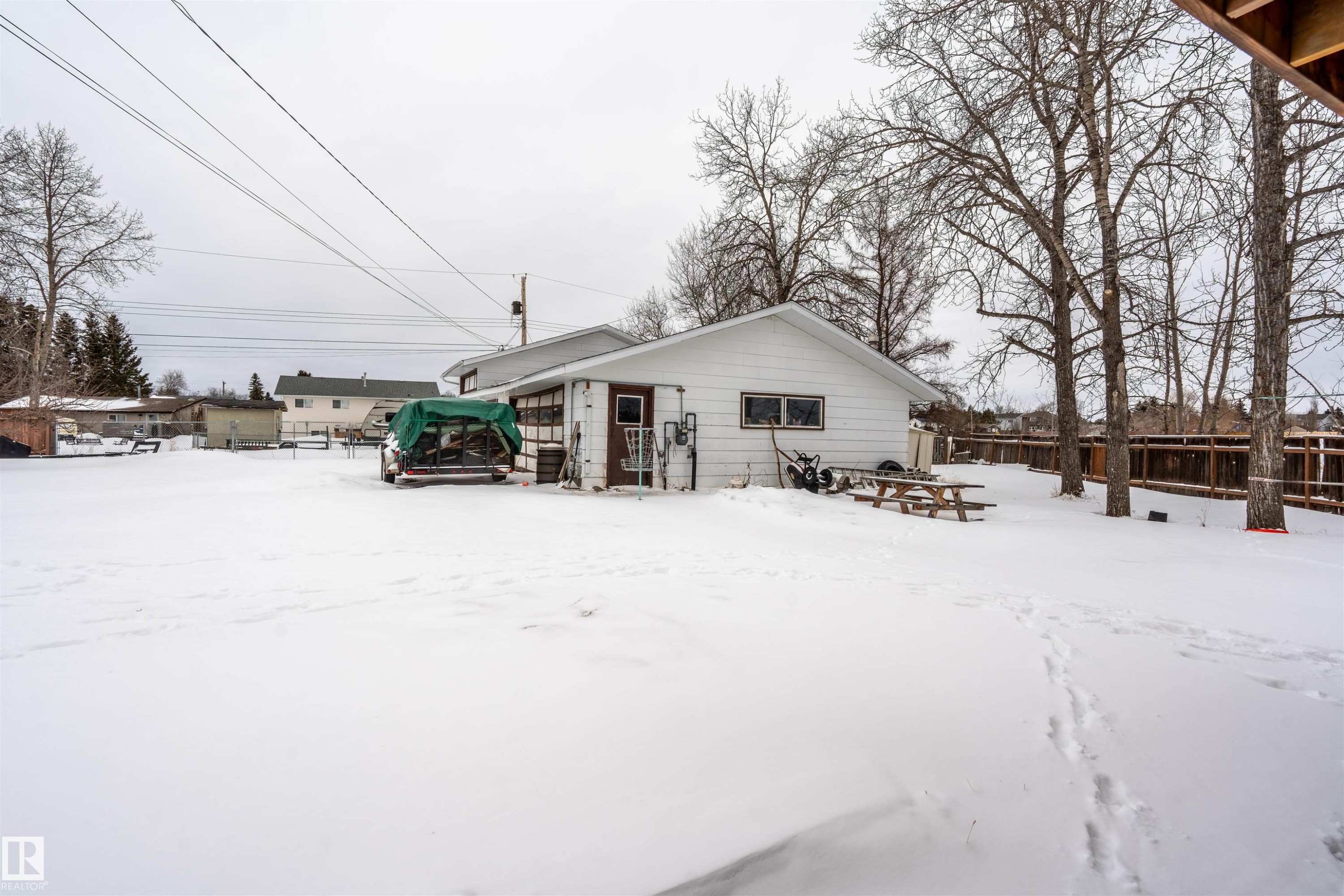 












5803 53 Avenue

,
Cold Lake,




AB
T9M 1C8

