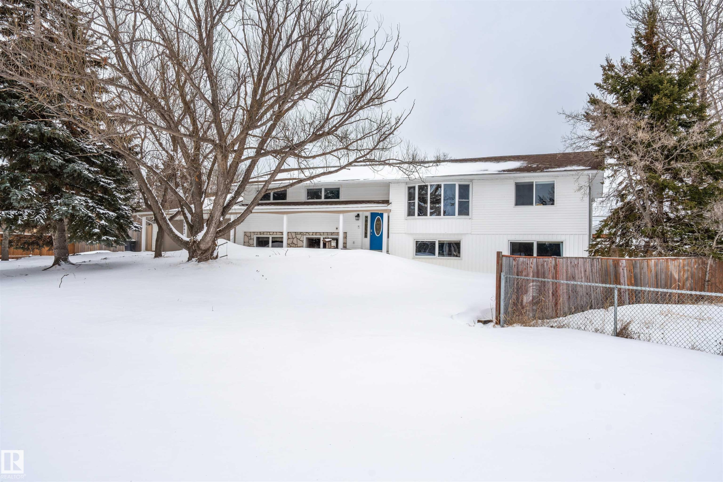 












5803 53 Avenue

,
Cold Lake,




AB
T9M 1C8


