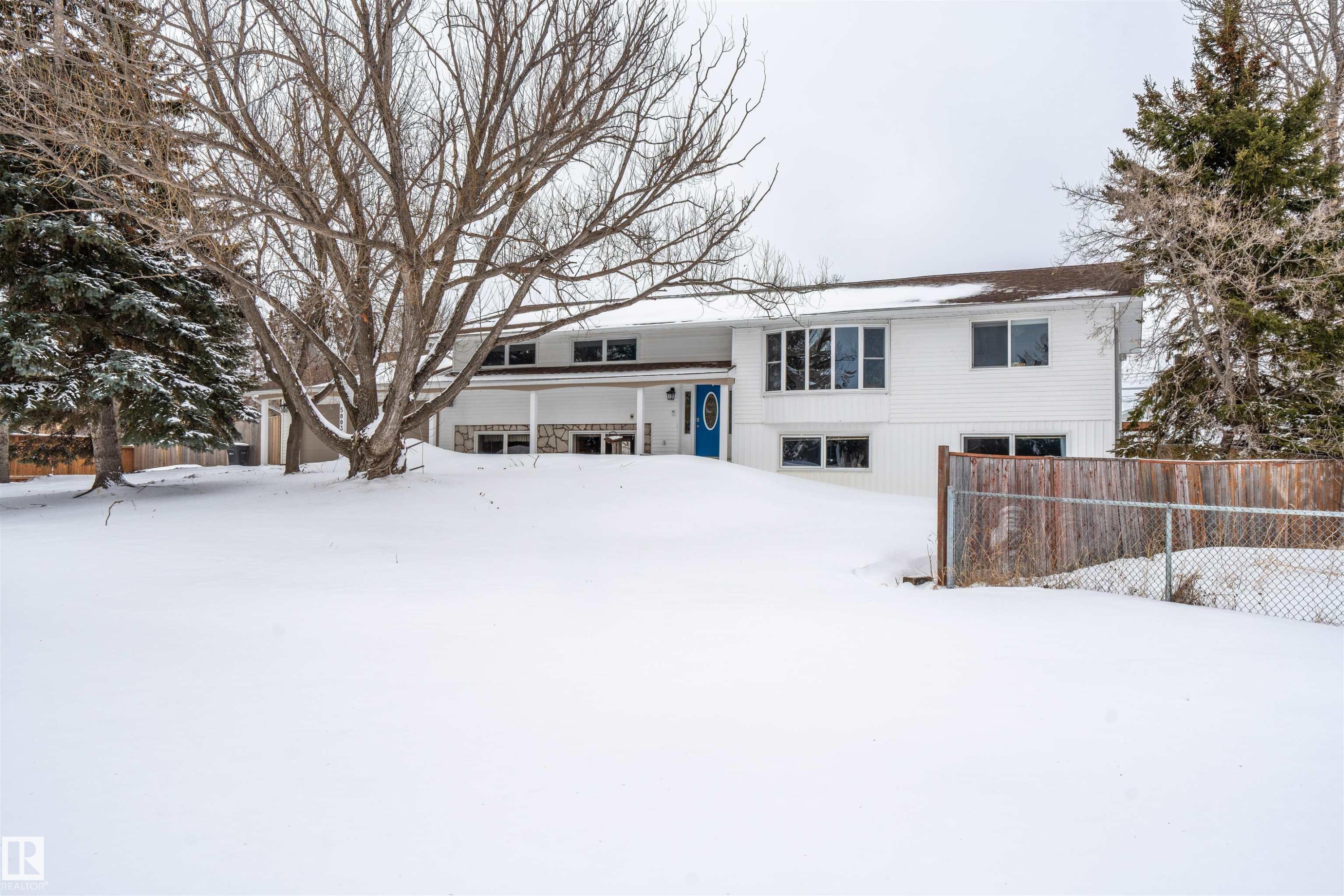 












5803 53 Avenue

,
Cold Lake,




AB
T9M 1C8

