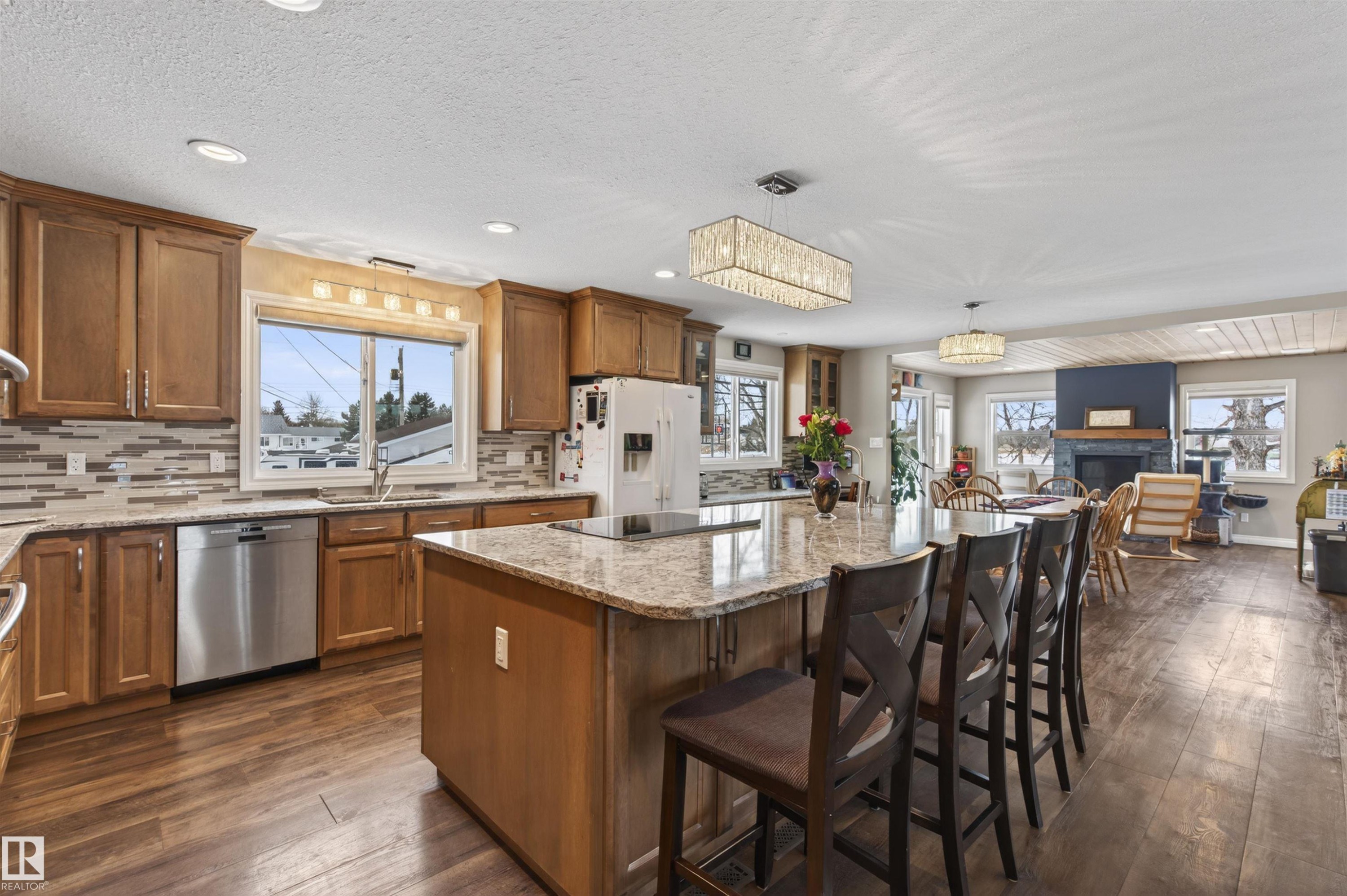 












5803 53 Avenue

,
Cold Lake,




AB
T9M 1C8

