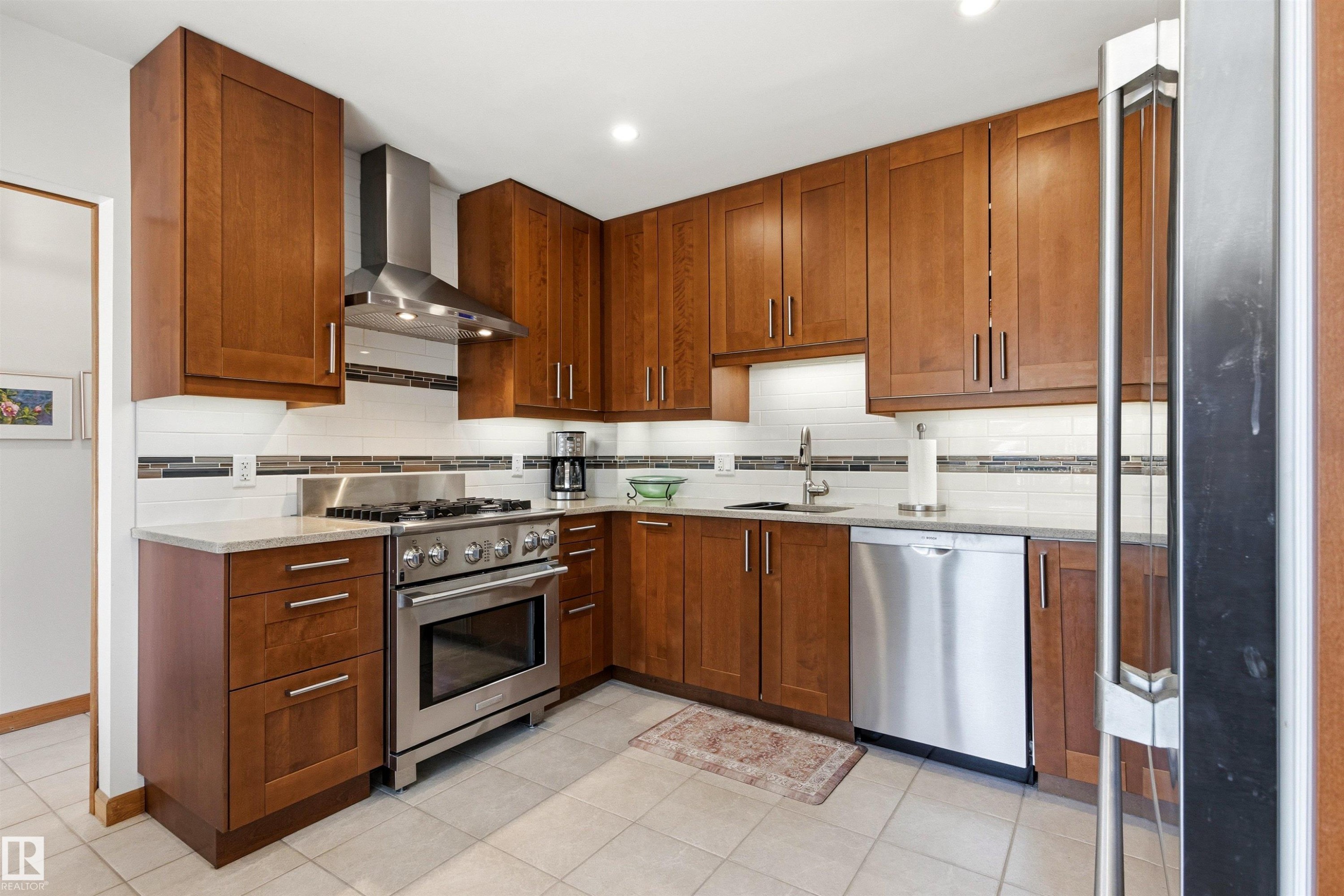 












6308 131 Street

,
Edmonton,




AB
T6H 3Y3

