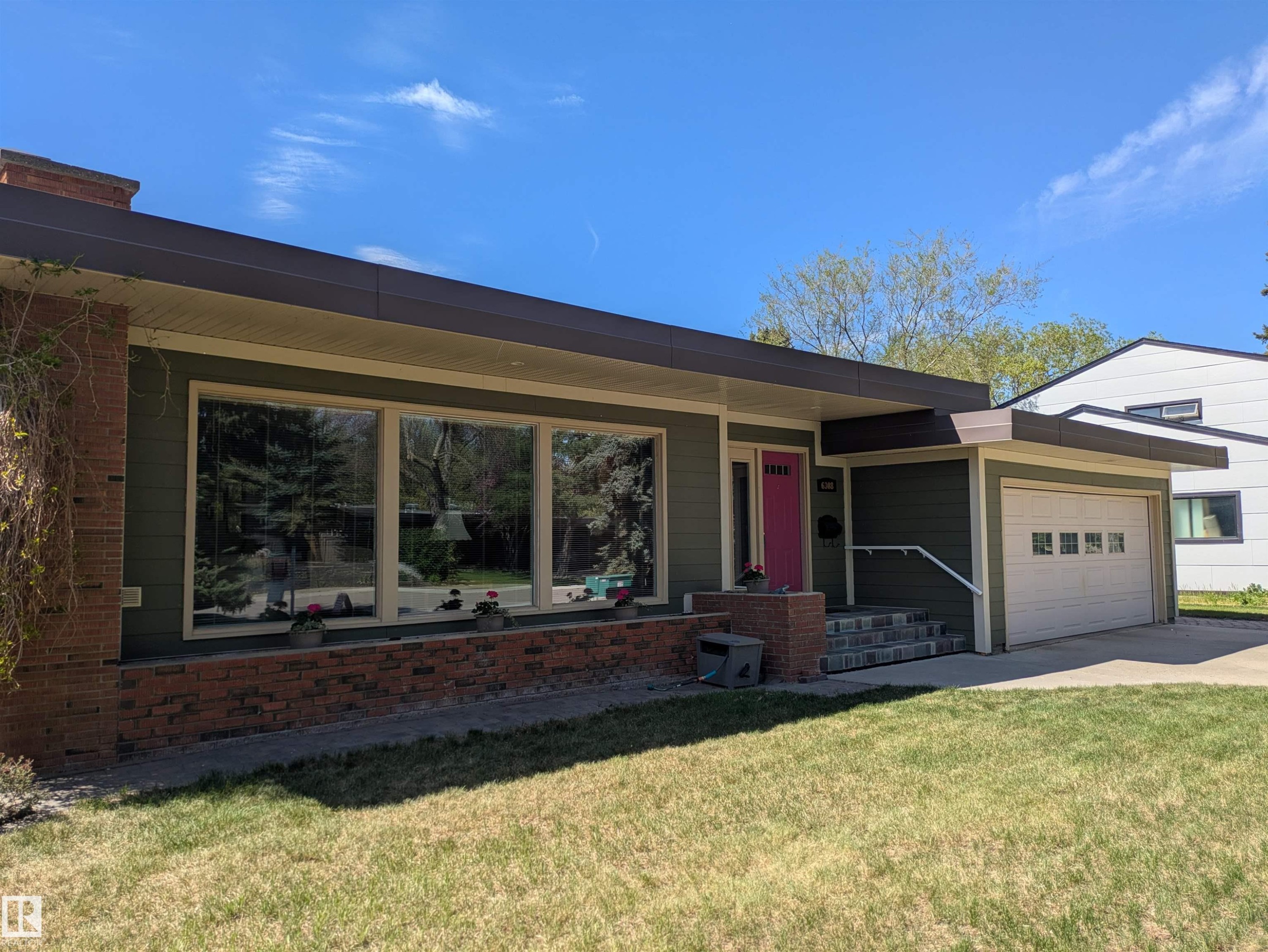 












6308 131 Street

,
Edmonton,




AB
T6H 3Y3

