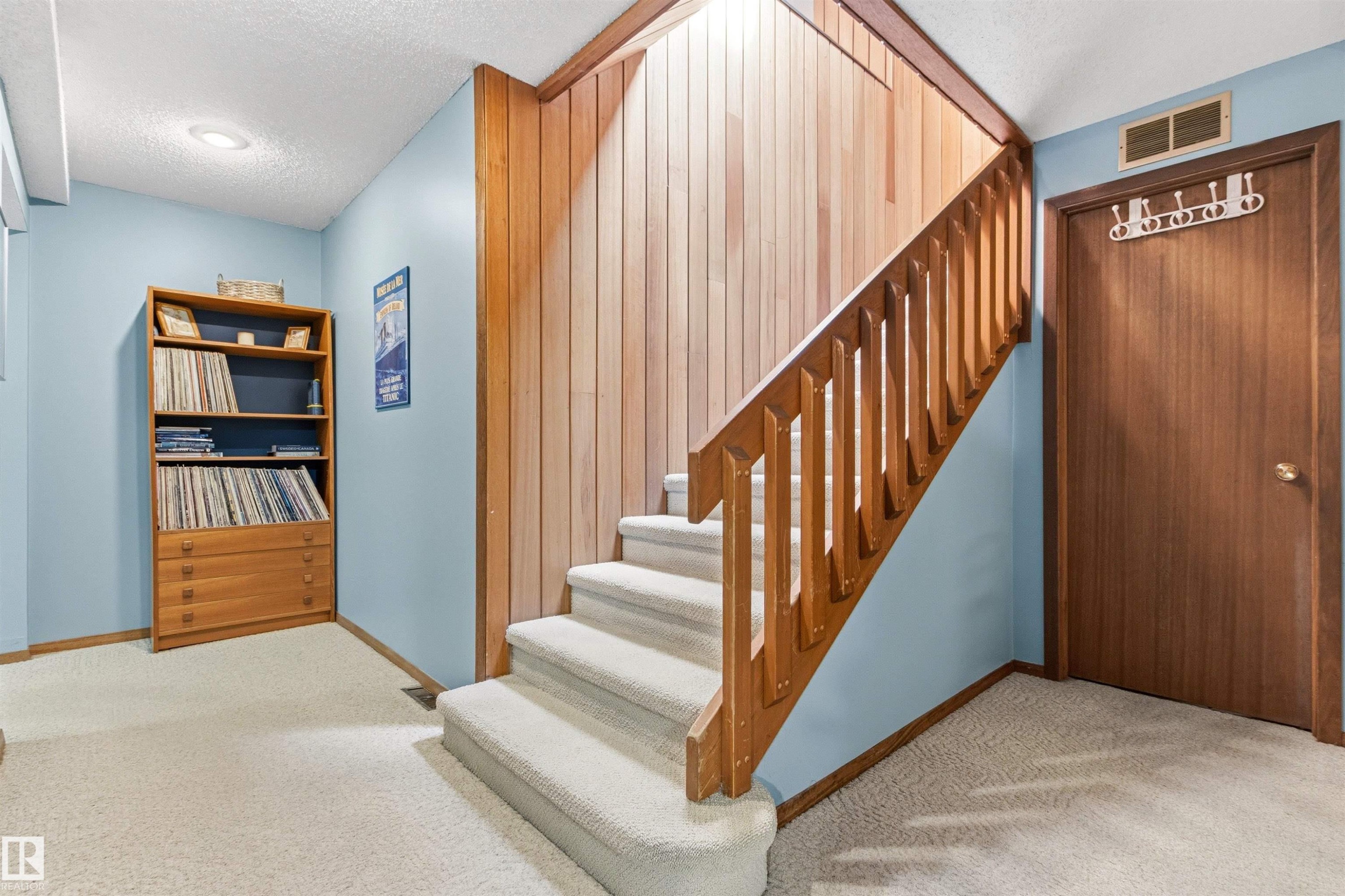 












6308 131 Street

,
Edmonton,




AB
T6H 3Y3

