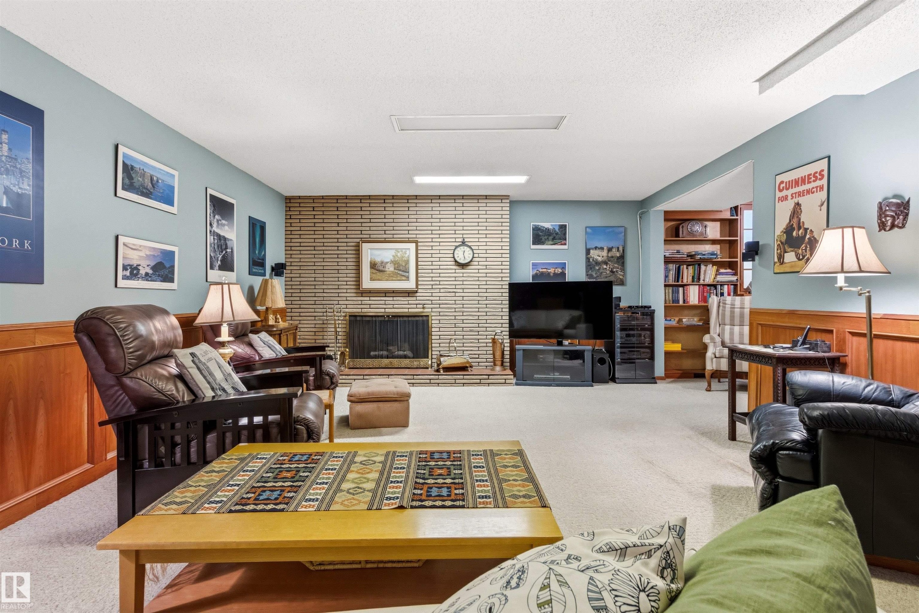 












6308 131 Street

,
Edmonton,




AB
T6H 3Y3

