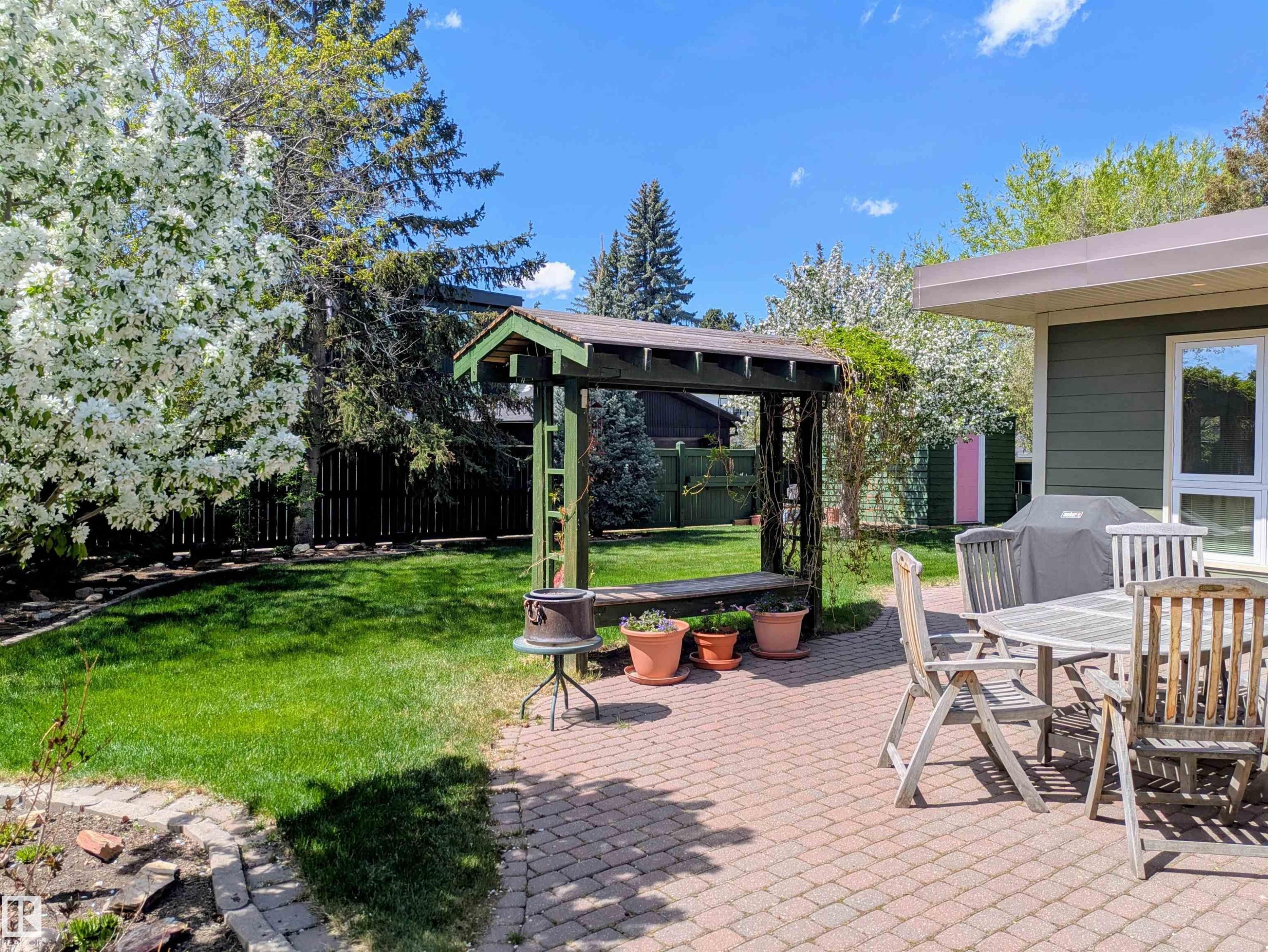












6308 131 Street

,
Edmonton,




AB
T6H 3Y3

