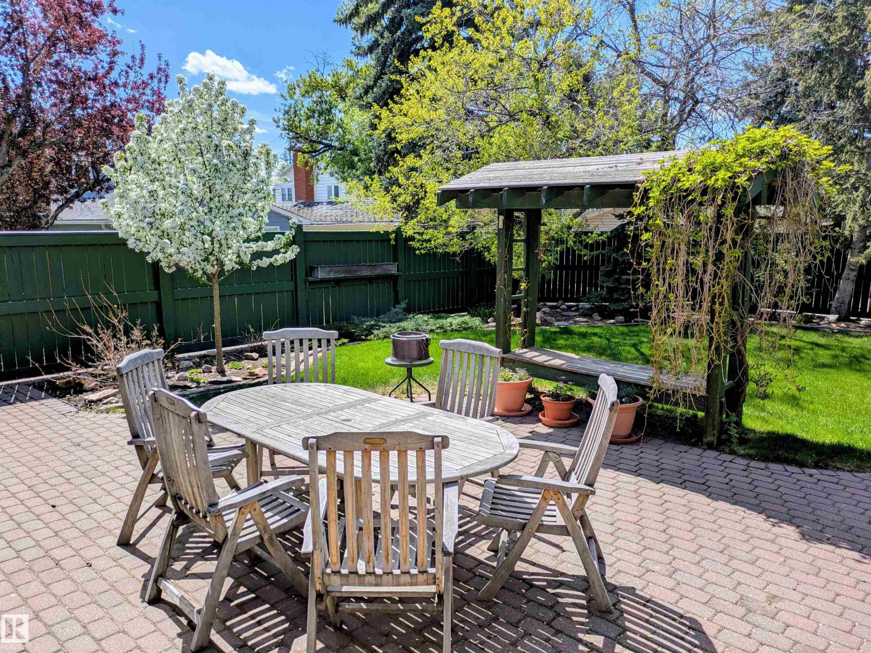 












6308 131 Street

,
Edmonton,




AB
T6H 3Y3

