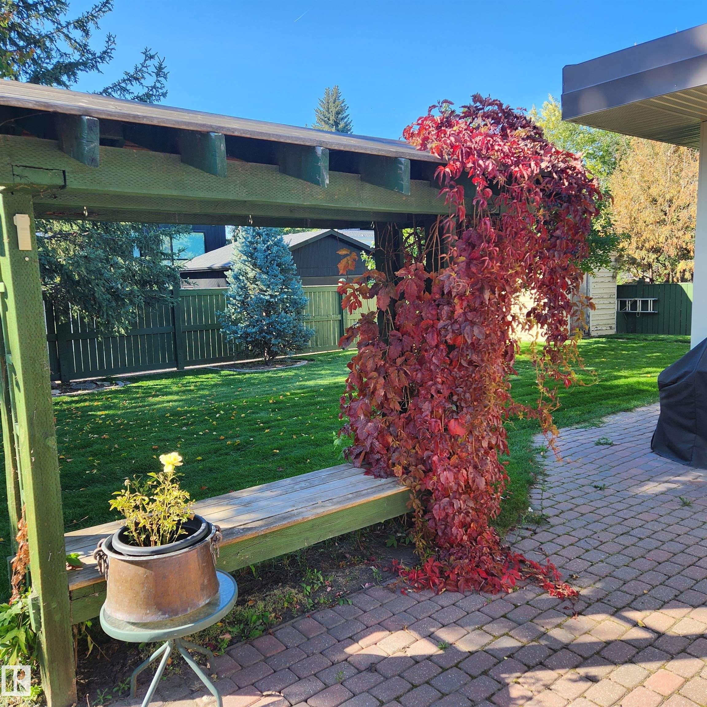 












6308 131 Street

,
Edmonton,




AB
T6H 3Y3

