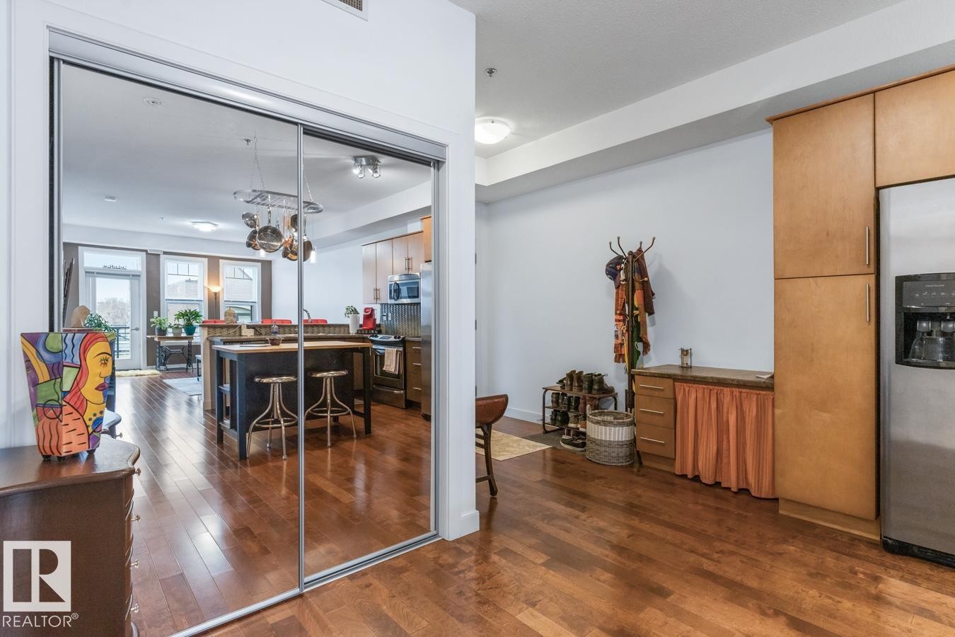 












406 10808 71 Avenue

,
Edmonton,




AB
T6E 0X7

