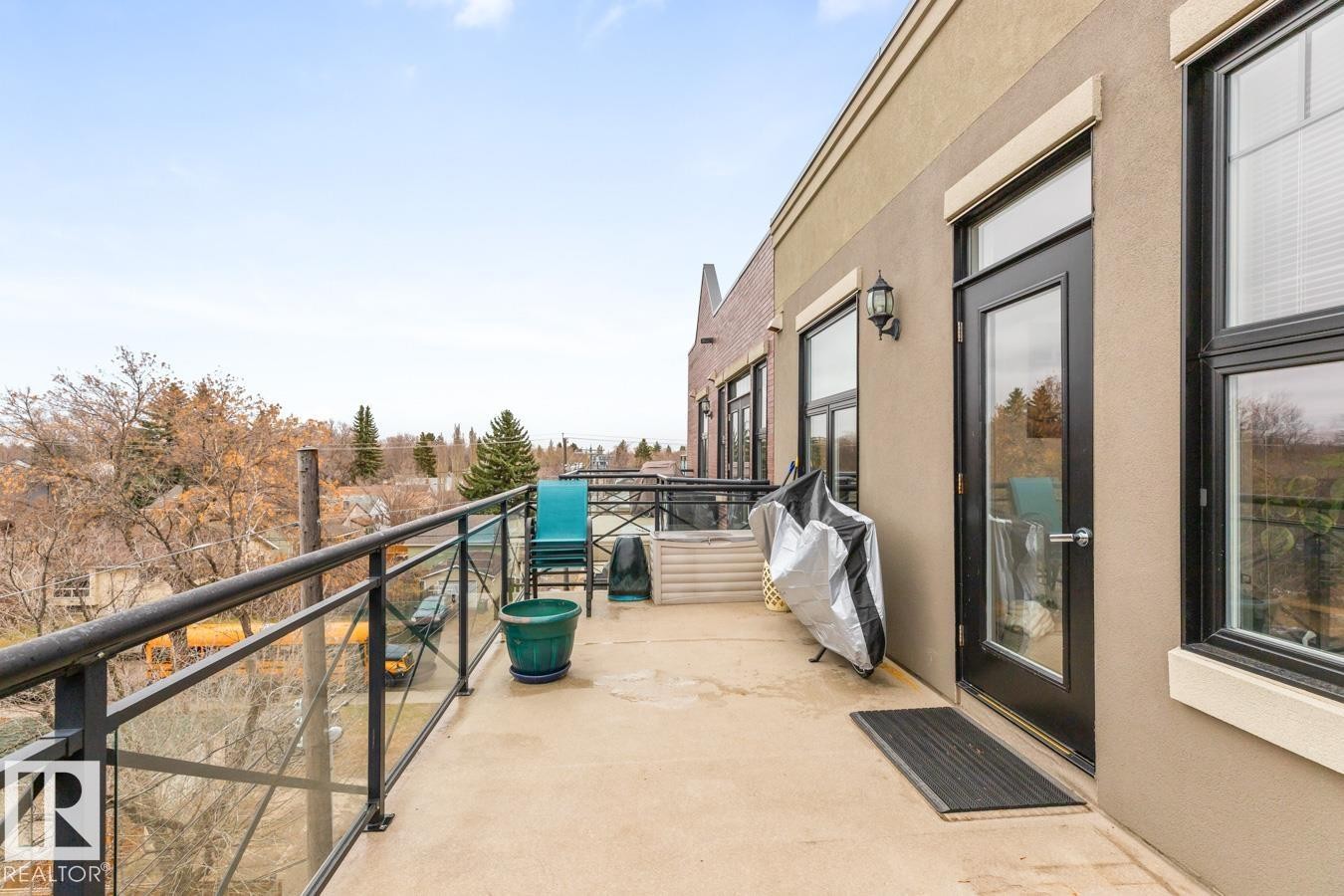 












406 10808 71 Avenue

,
Edmonton,




AB
T6E 0X7

